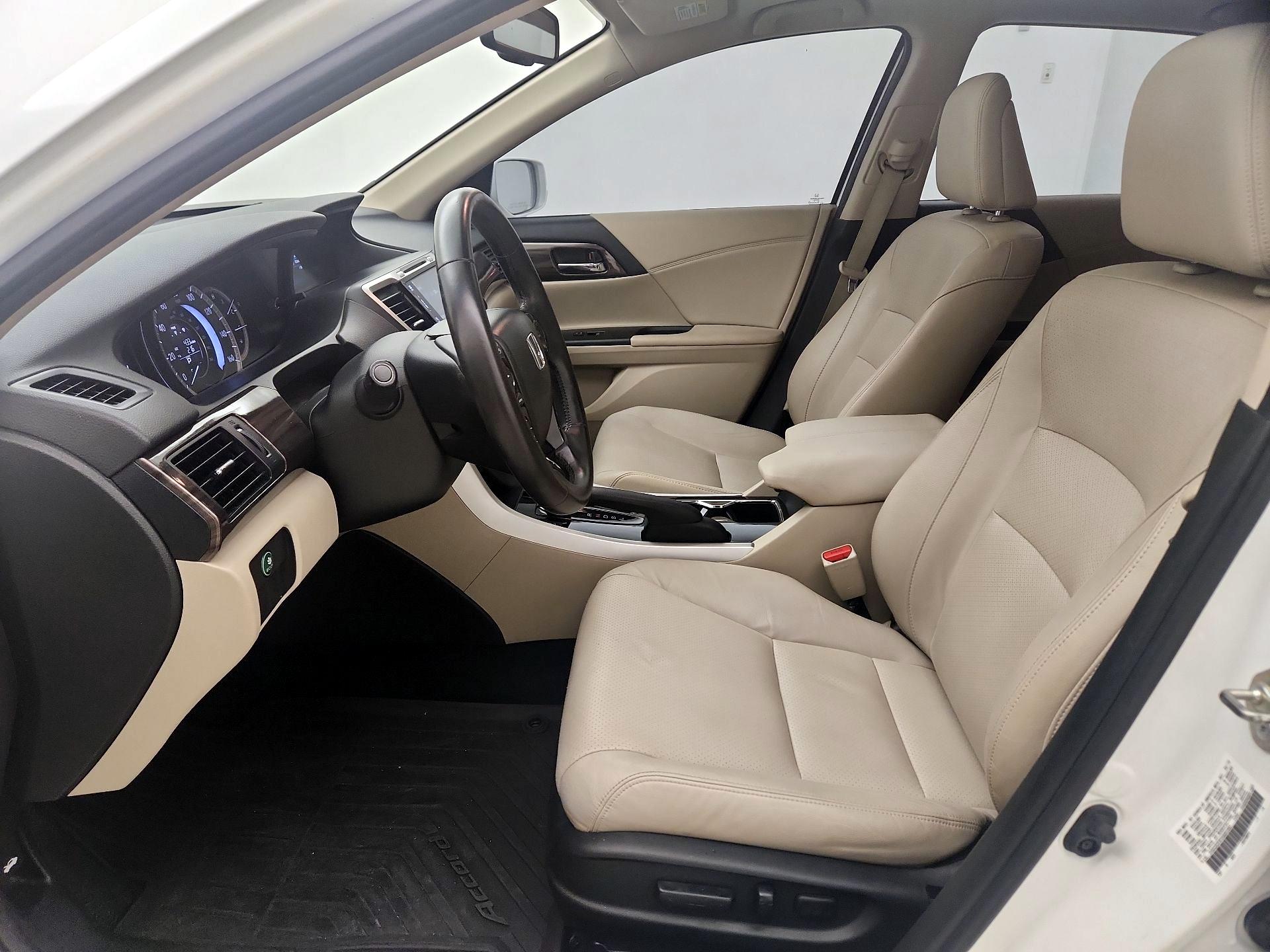 Thumbnail: 2017 Honda Accord - 11