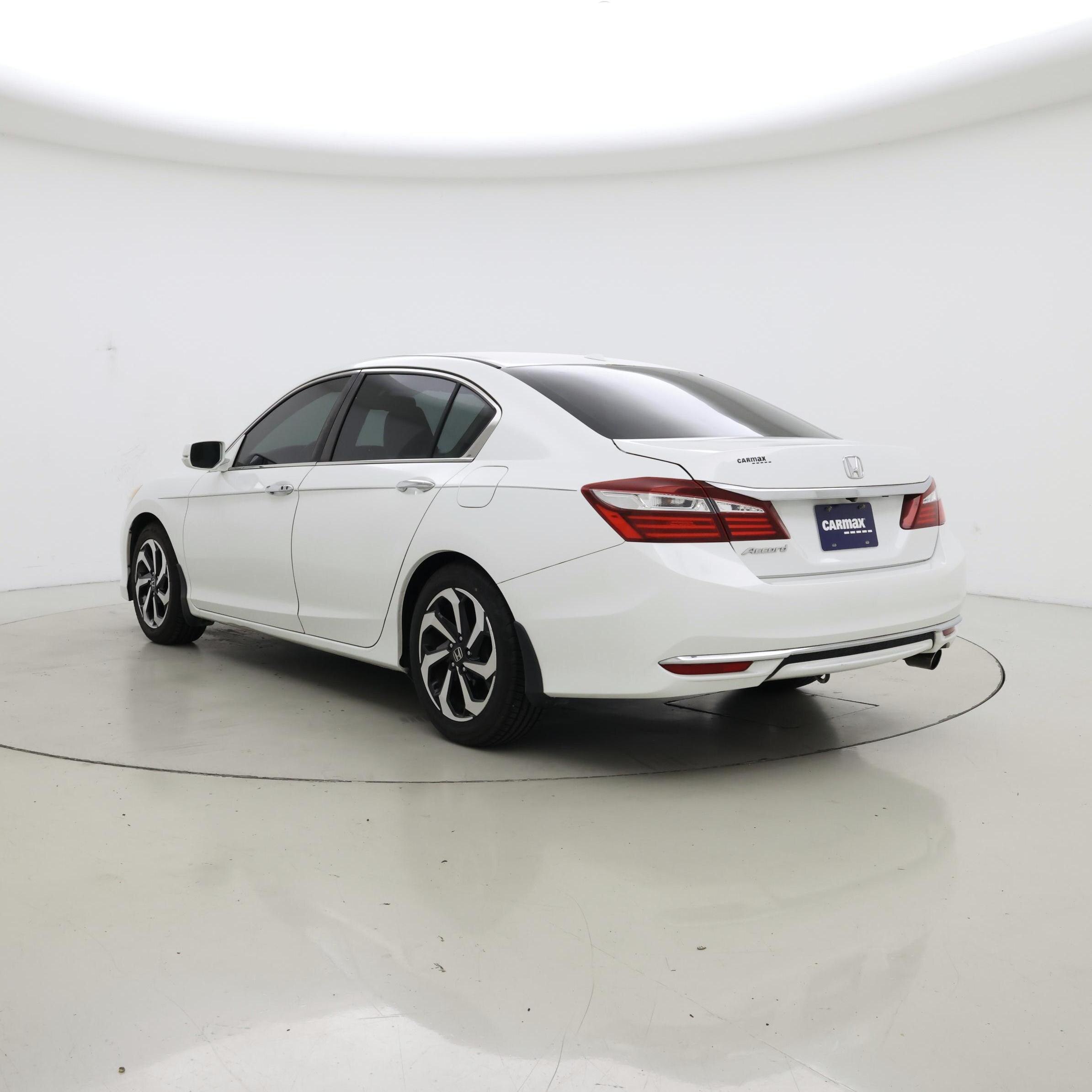 Thumbnail: 2017 Honda Accord - 2