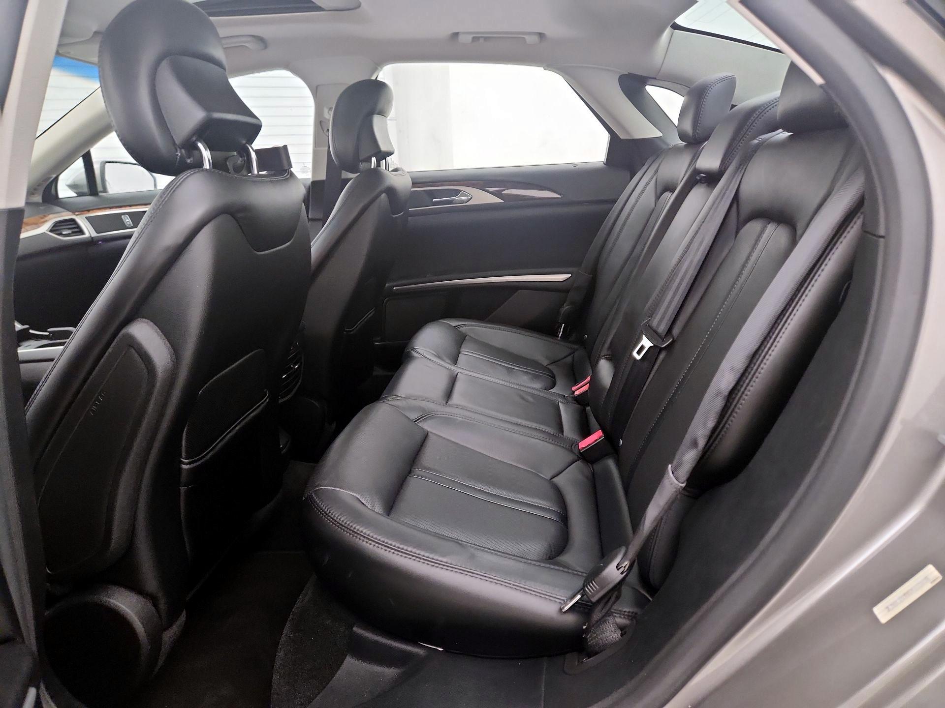 Thumbnail: 2016 Lincoln MKZ - 20