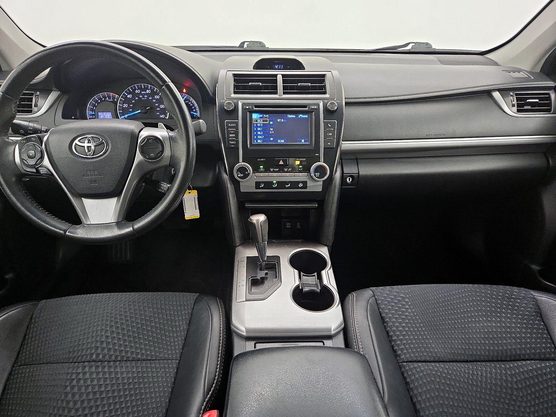 Thumbnail: 2014 Toyota Camry - 9