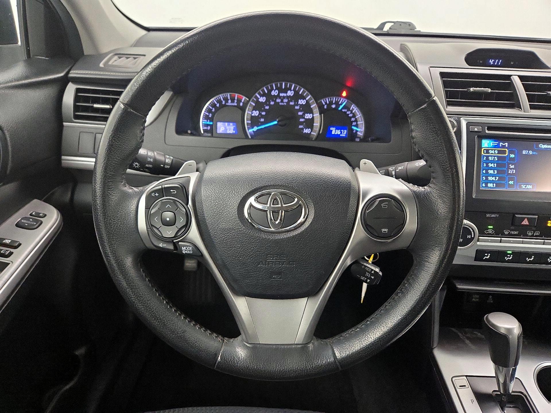 Thumbnail: 2014 Toyota Camry - 10
