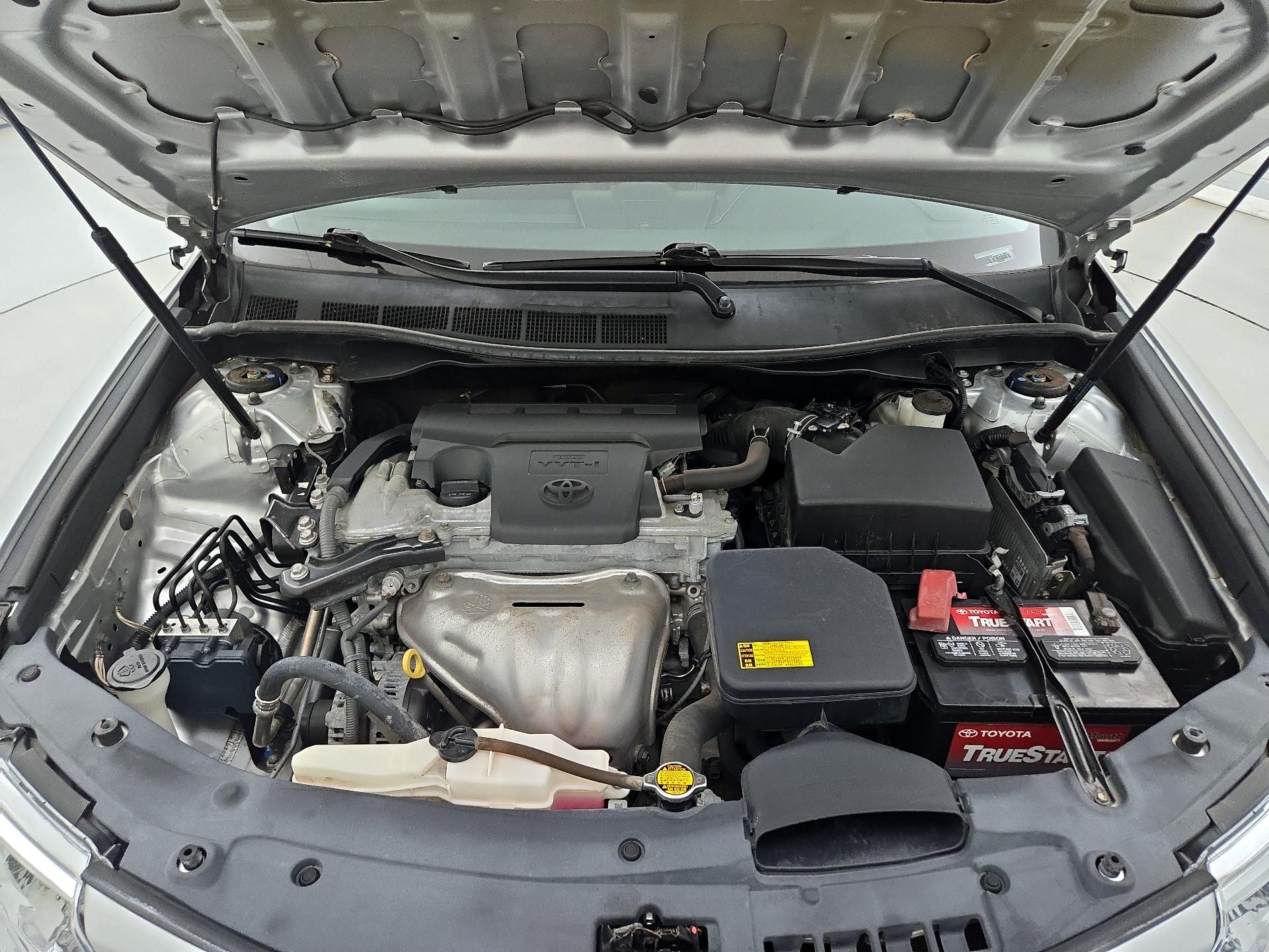 Thumbnail: 2014 Toyota Camry - 20