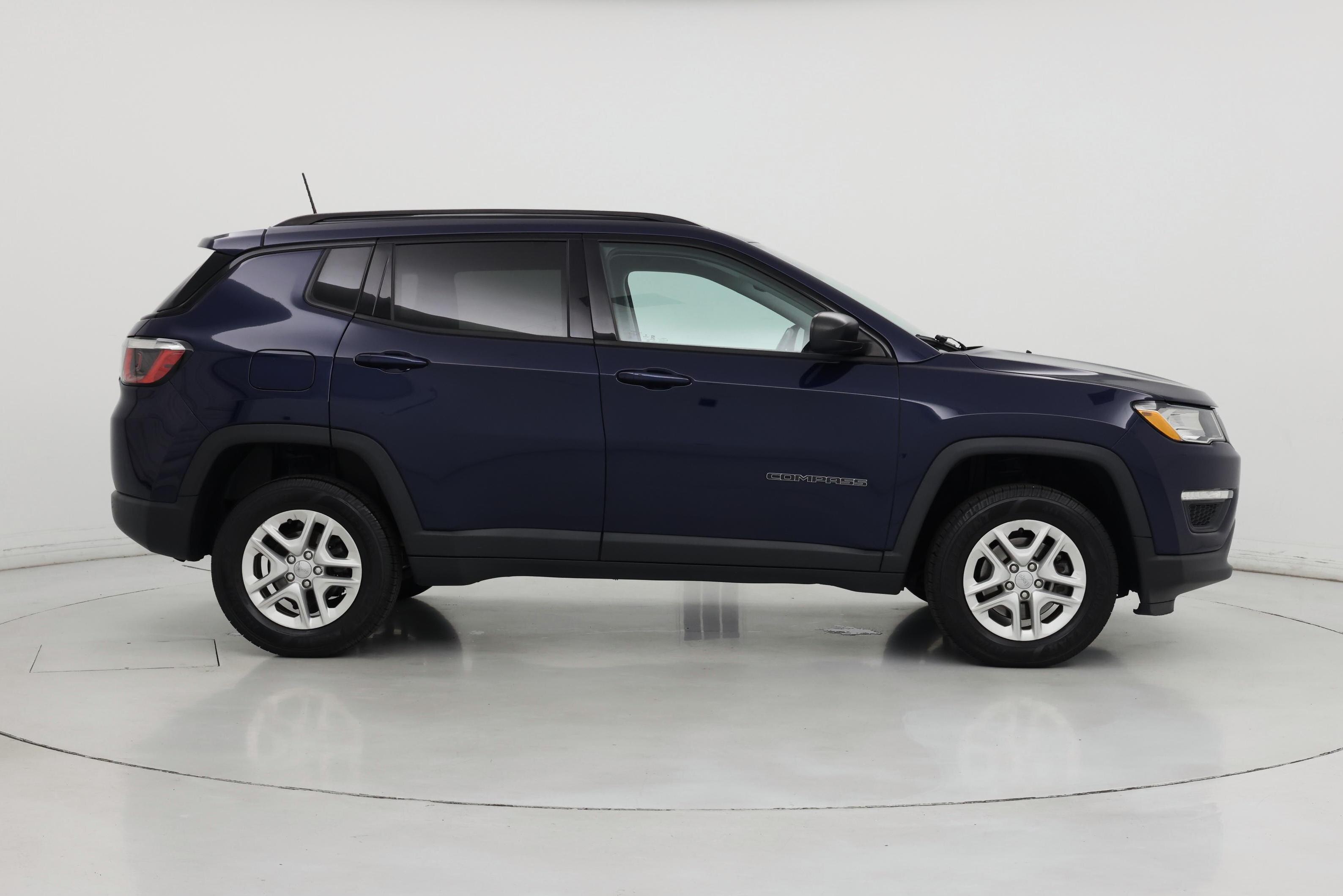 Thumbnail: 2018 Jeep Compass - 7