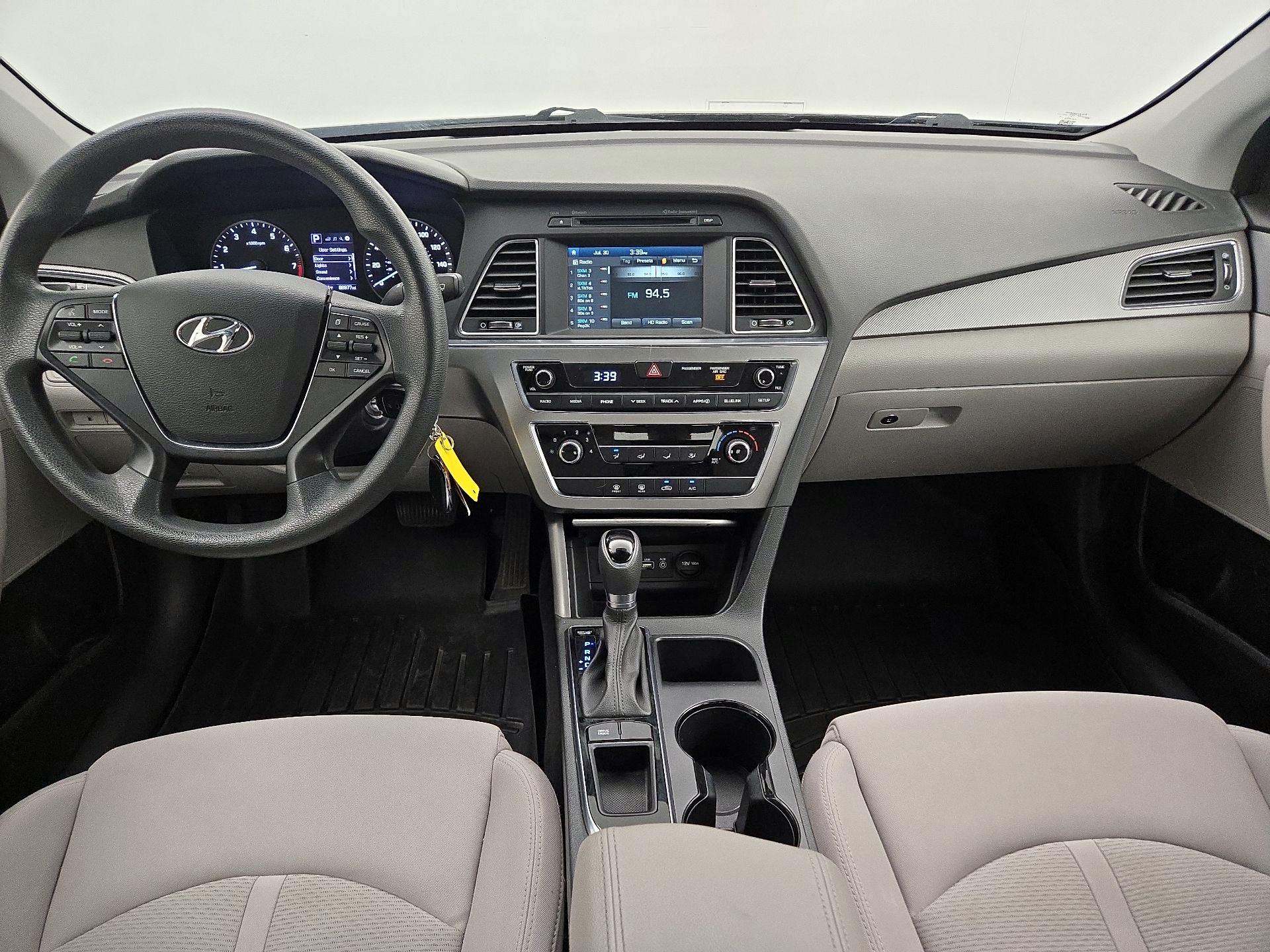 Thumbnail: 2016 Hyundai Sonata - 9