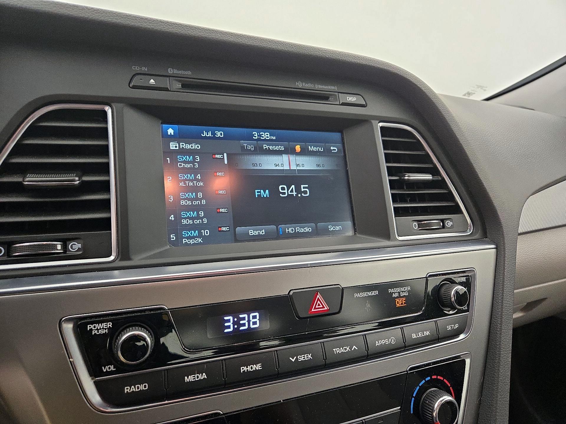 Thumbnail: 2016 Hyundai Sonata - 15