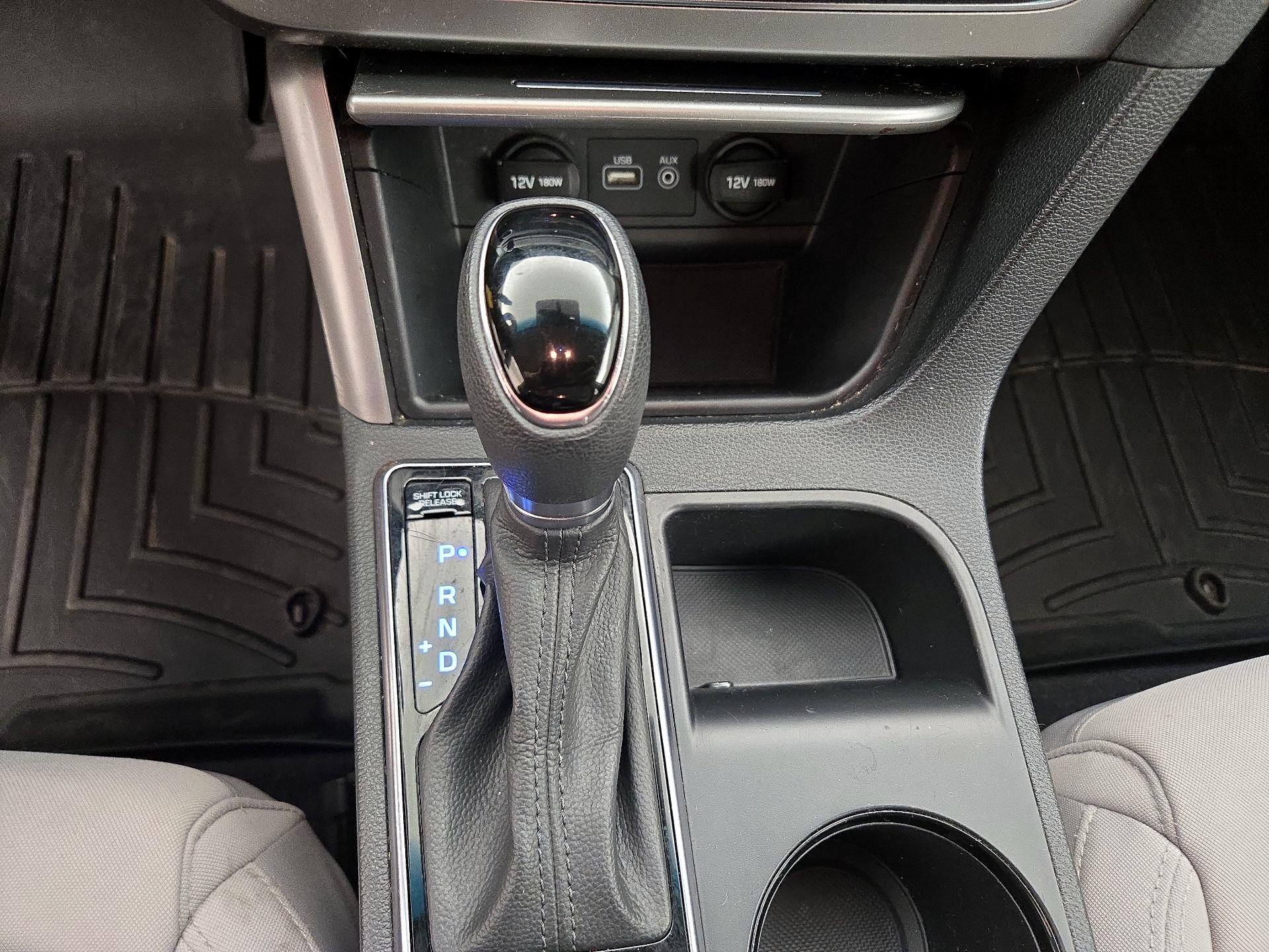 Thumbnail: 2016 Hyundai Sonata - 17