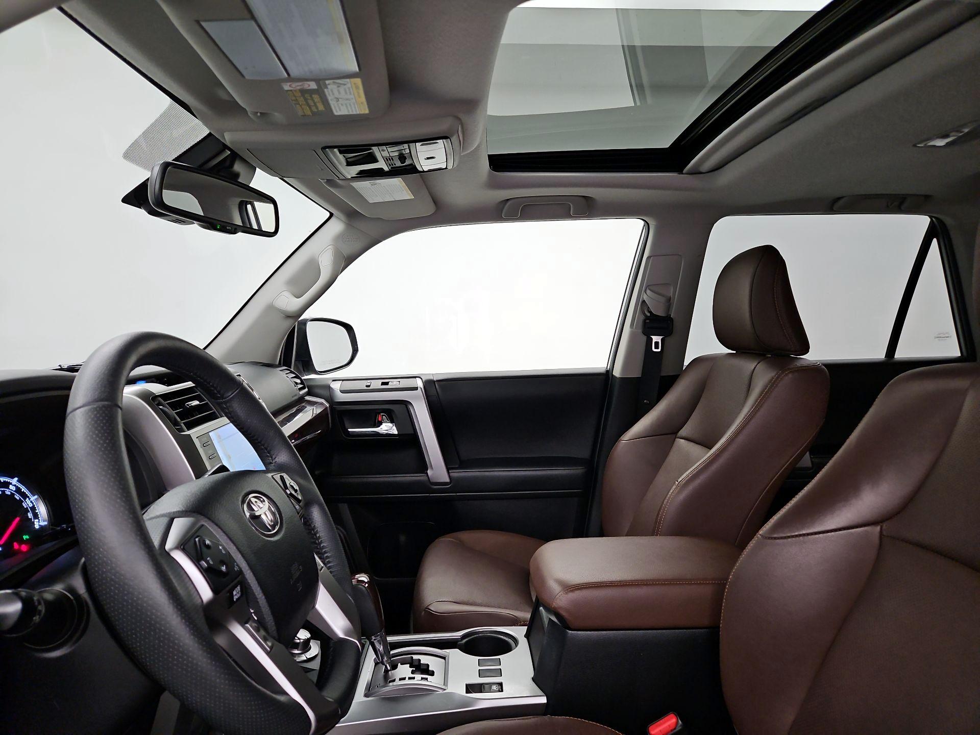 Thumbnail: 2021 Toyota 4Runner - 20