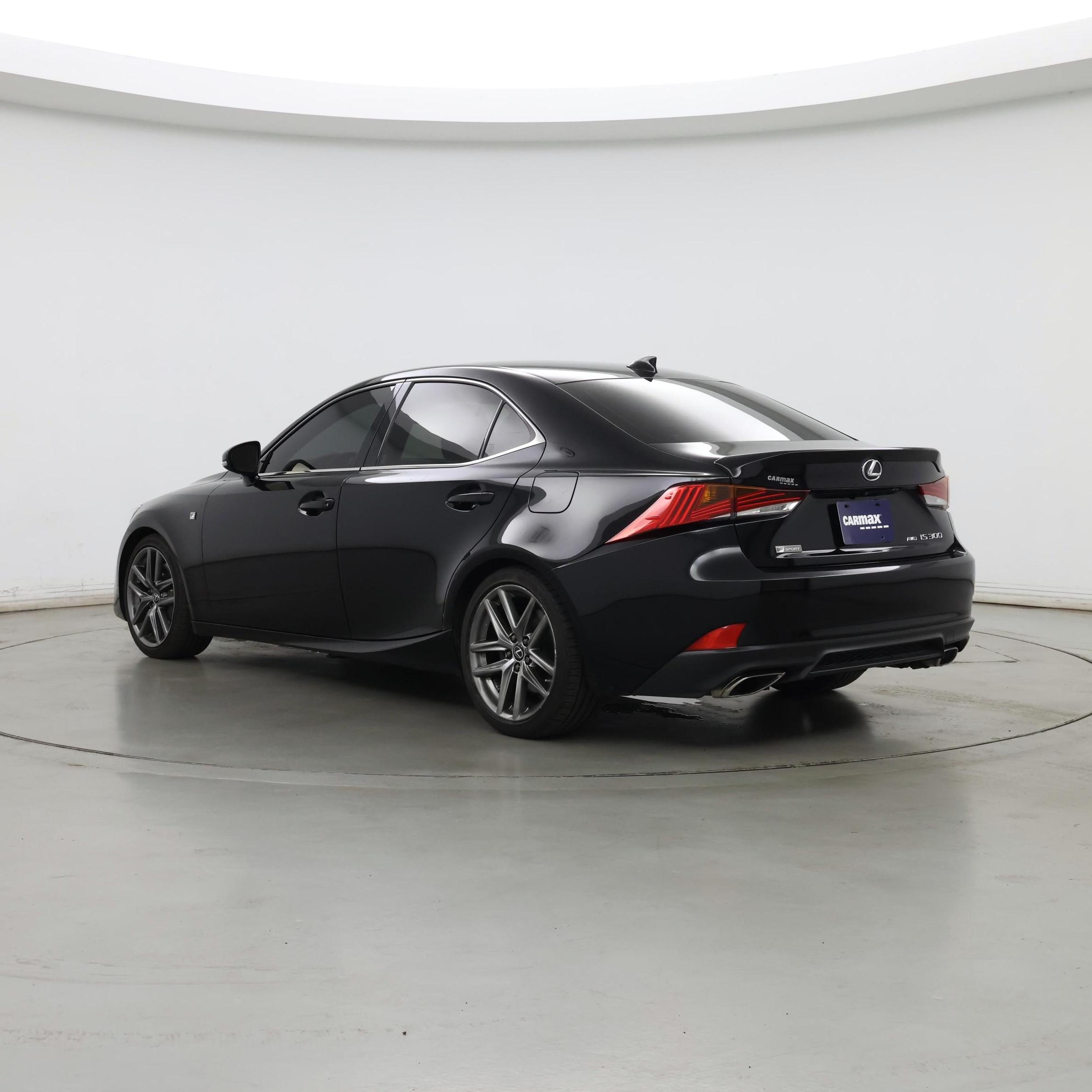 Thumbnail: 2019 Lexus IS - 2