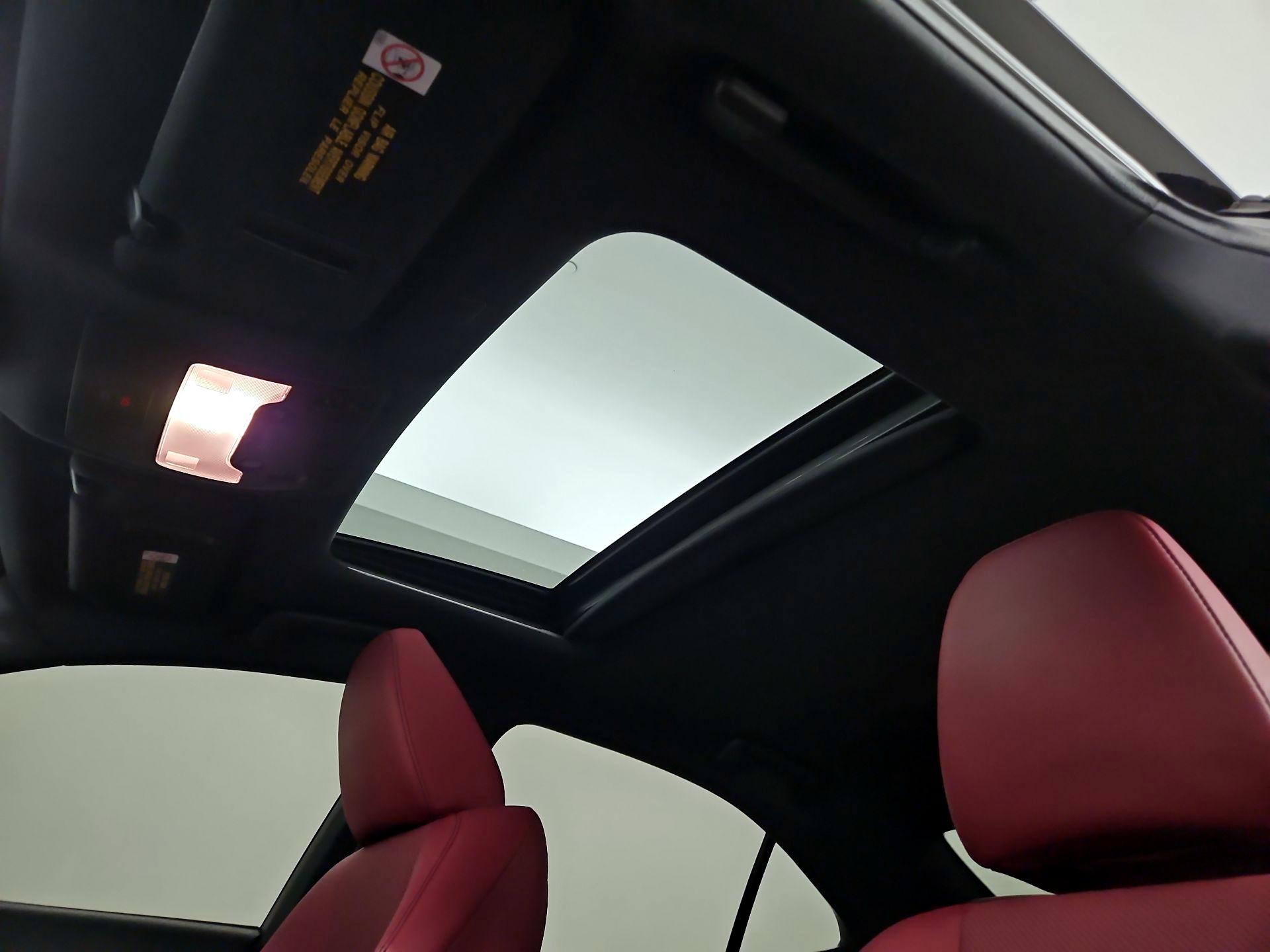 Thumbnail: 2019 Lexus IS - 20