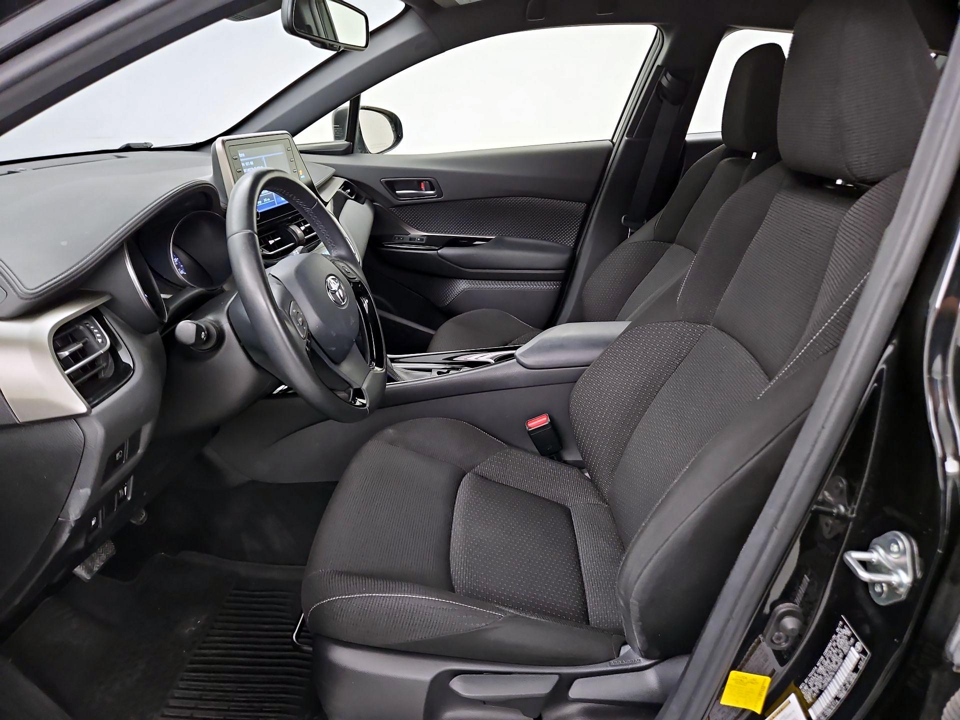Thumbnail: 2019 Toyota C-HR - 11