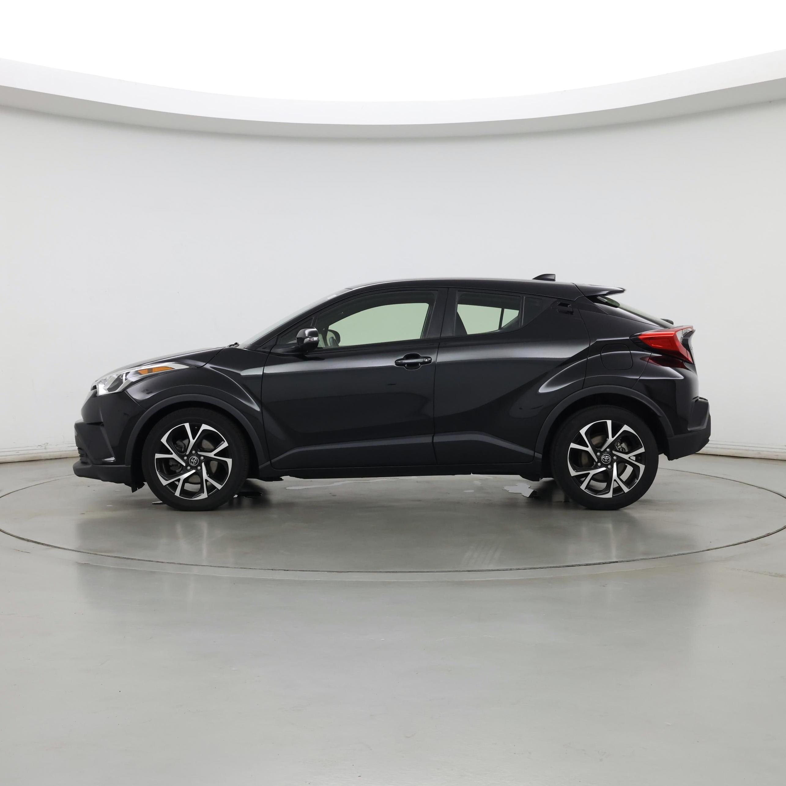 Thumbnail: 2019 Toyota C-HR - 3