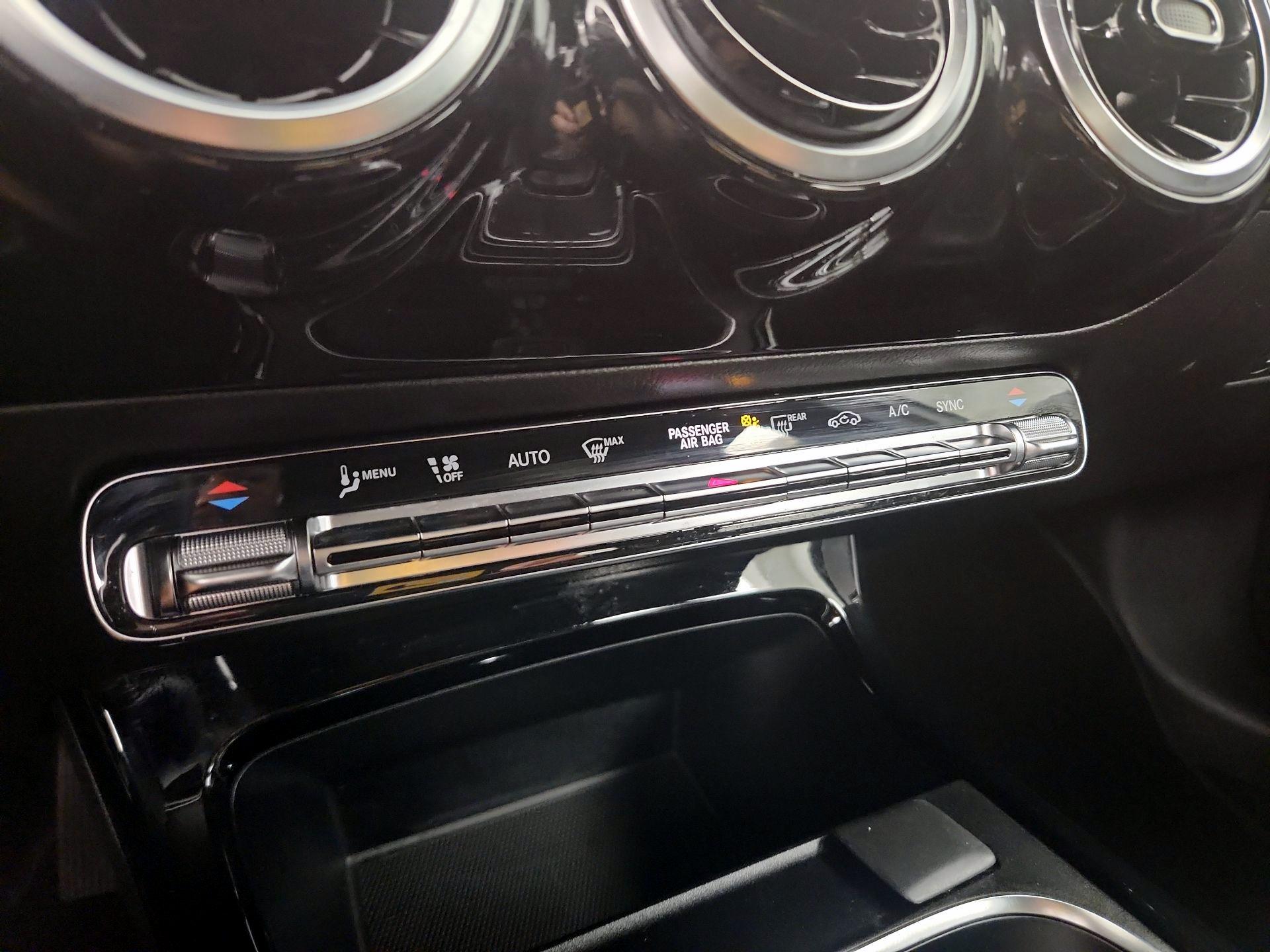 Thumbnail: 2020 Mercedes-Benz A-Class - 16