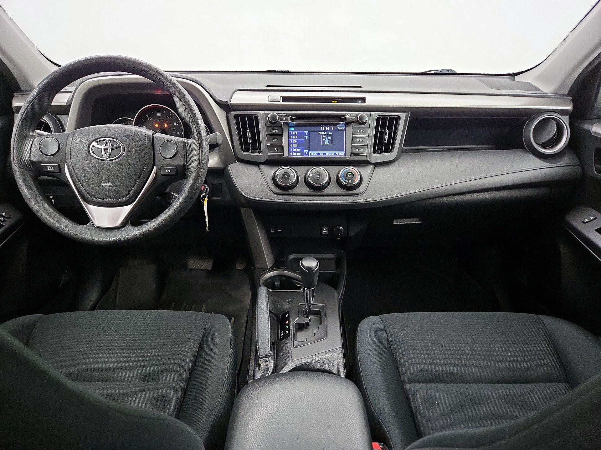 Thumbnail: 2016 Toyota RAV4 - 9