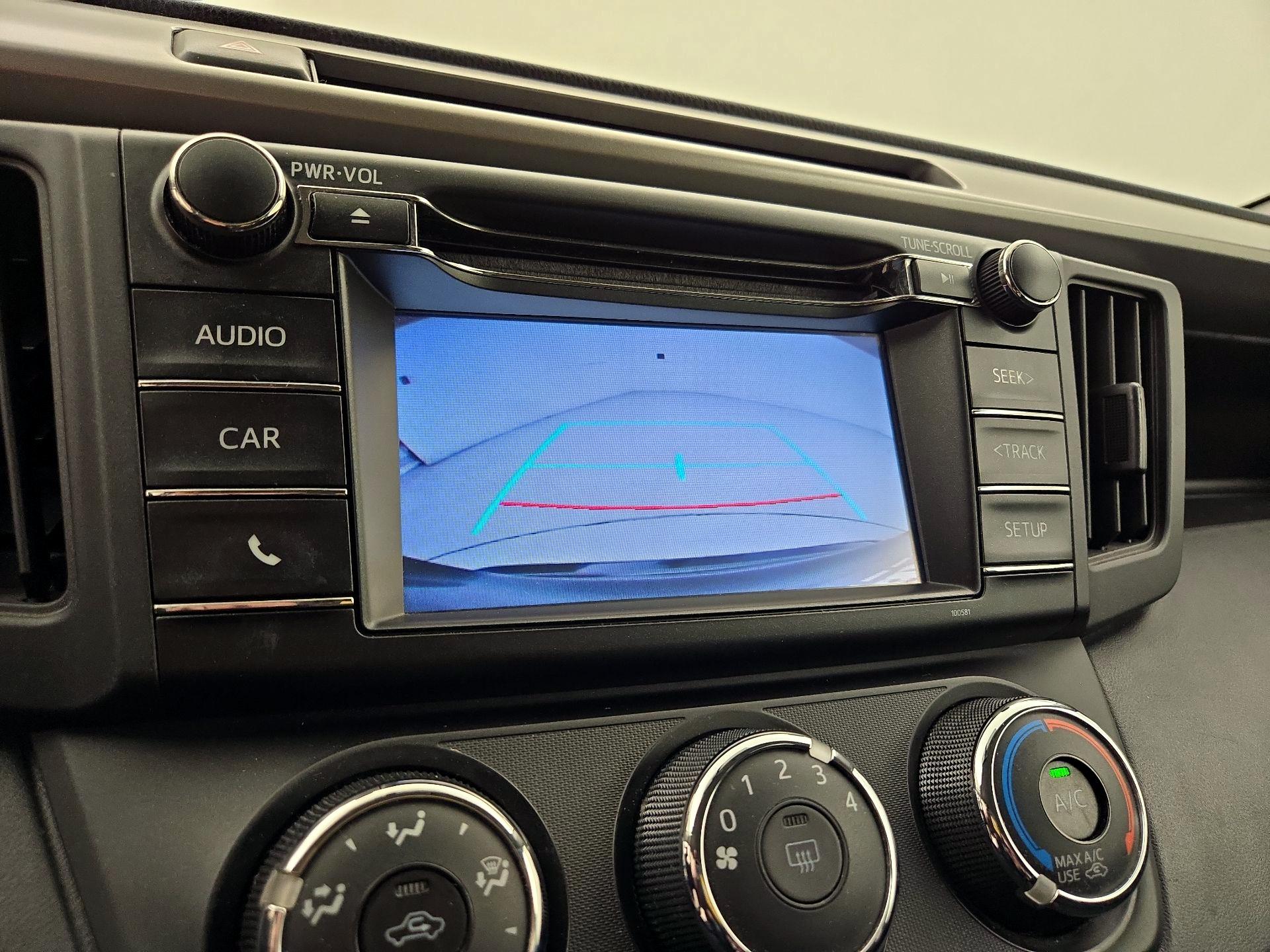 Thumbnail: 2016 Toyota RAV4 - 14