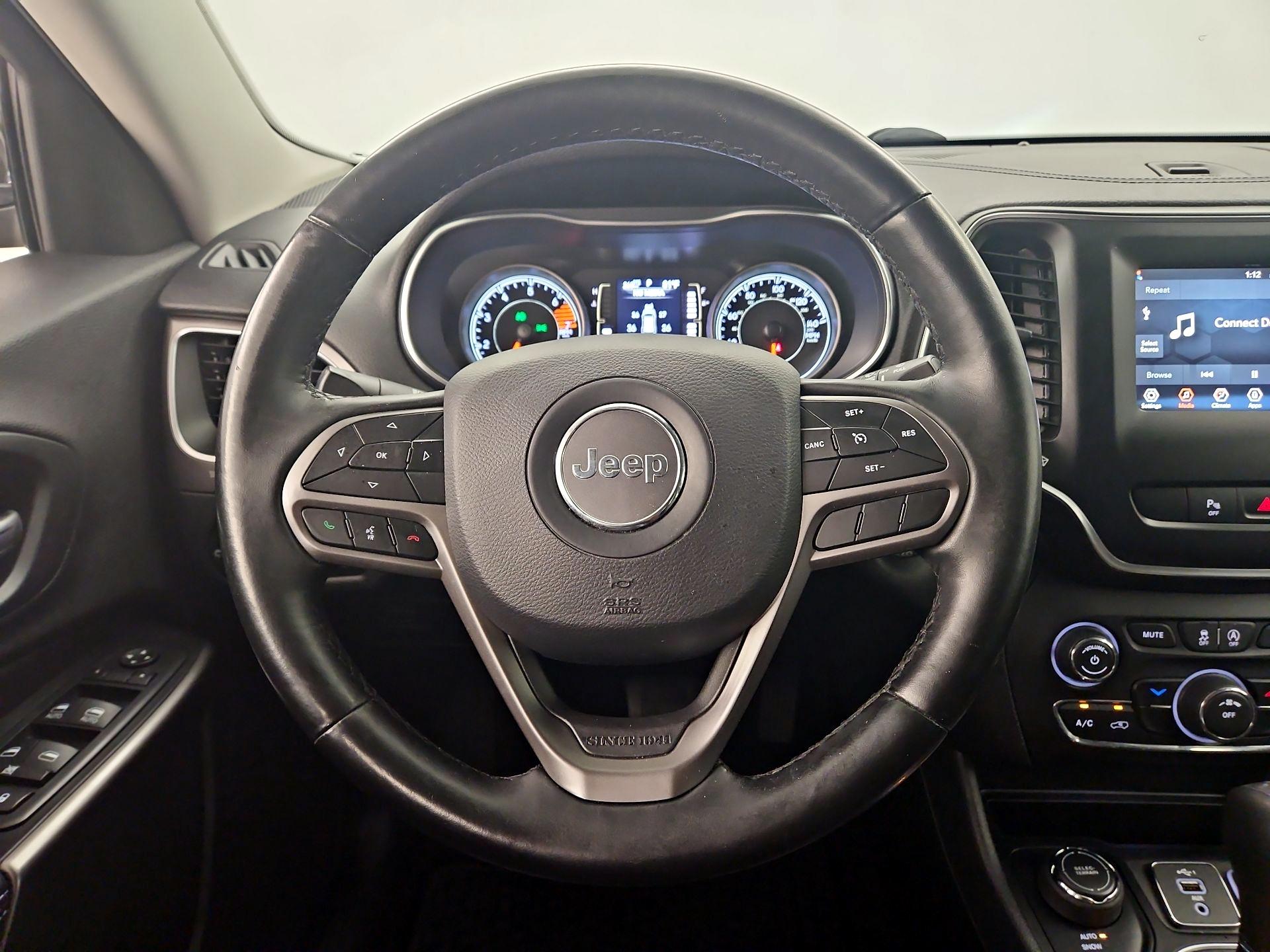 Thumbnail: 2019 Jeep Cherokee - 10