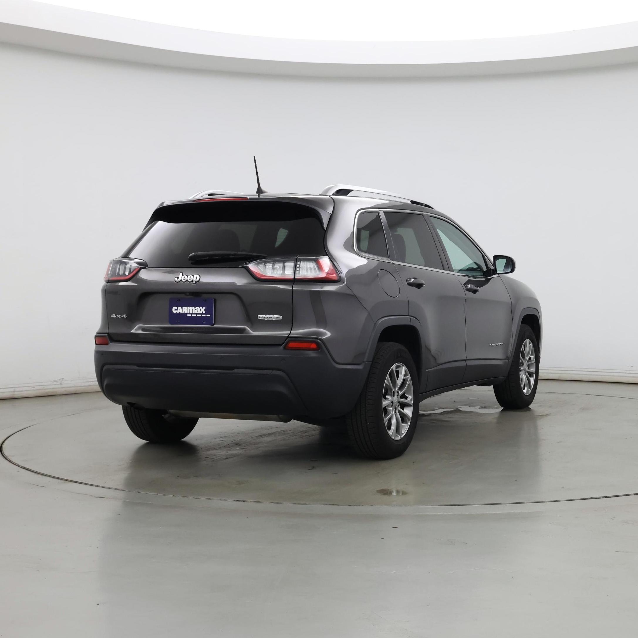 Thumbnail: 2019 Jeep Cherokee - 8