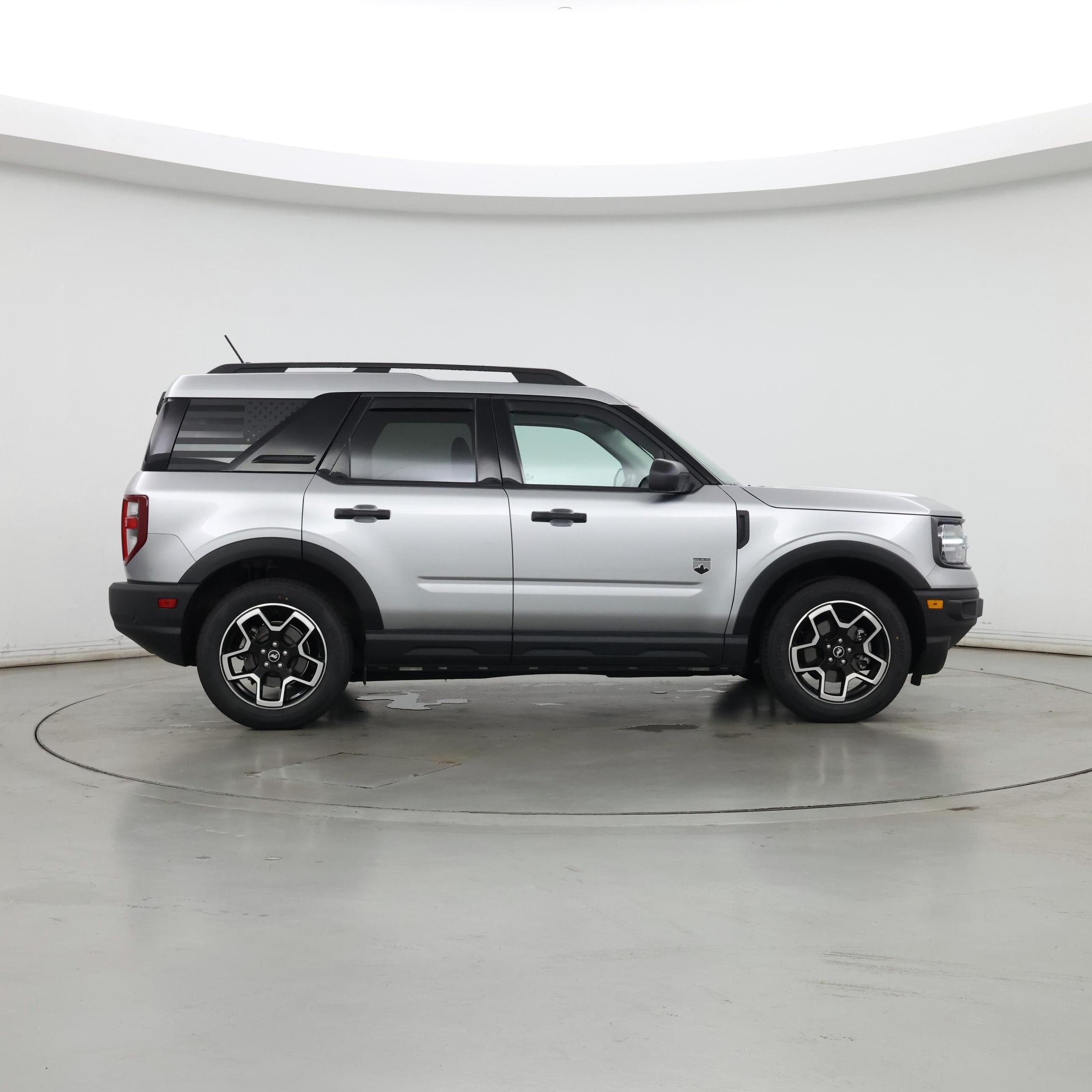 Thumbnail: 2021 Ford Bronco Sport - 7