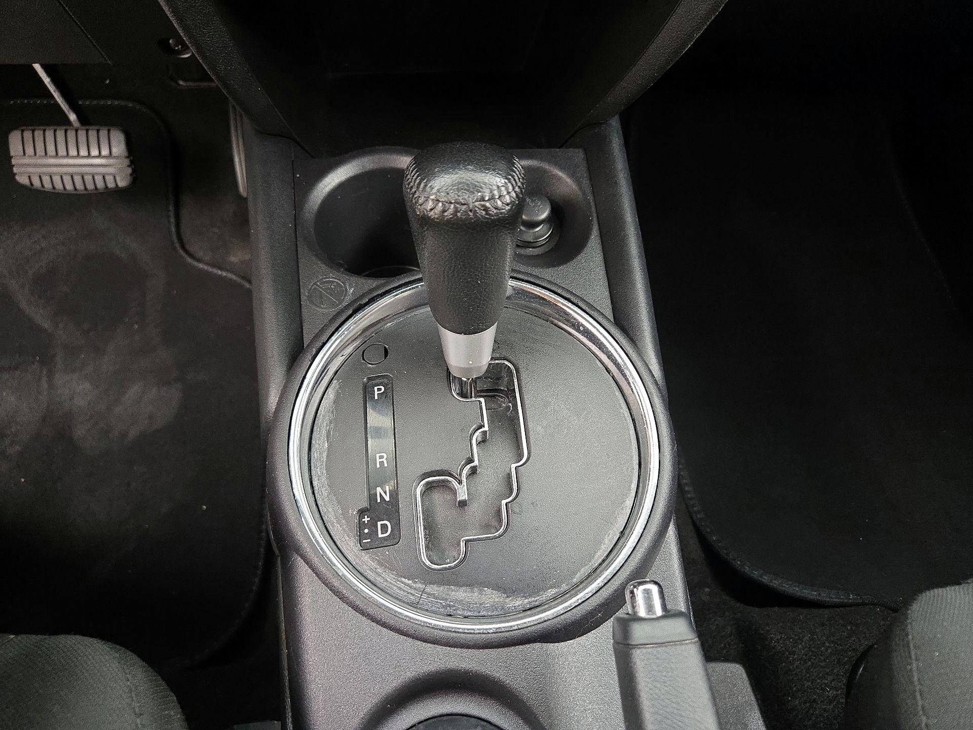 Thumbnail: 2016 Mitsubishi Outlander Sport - 16