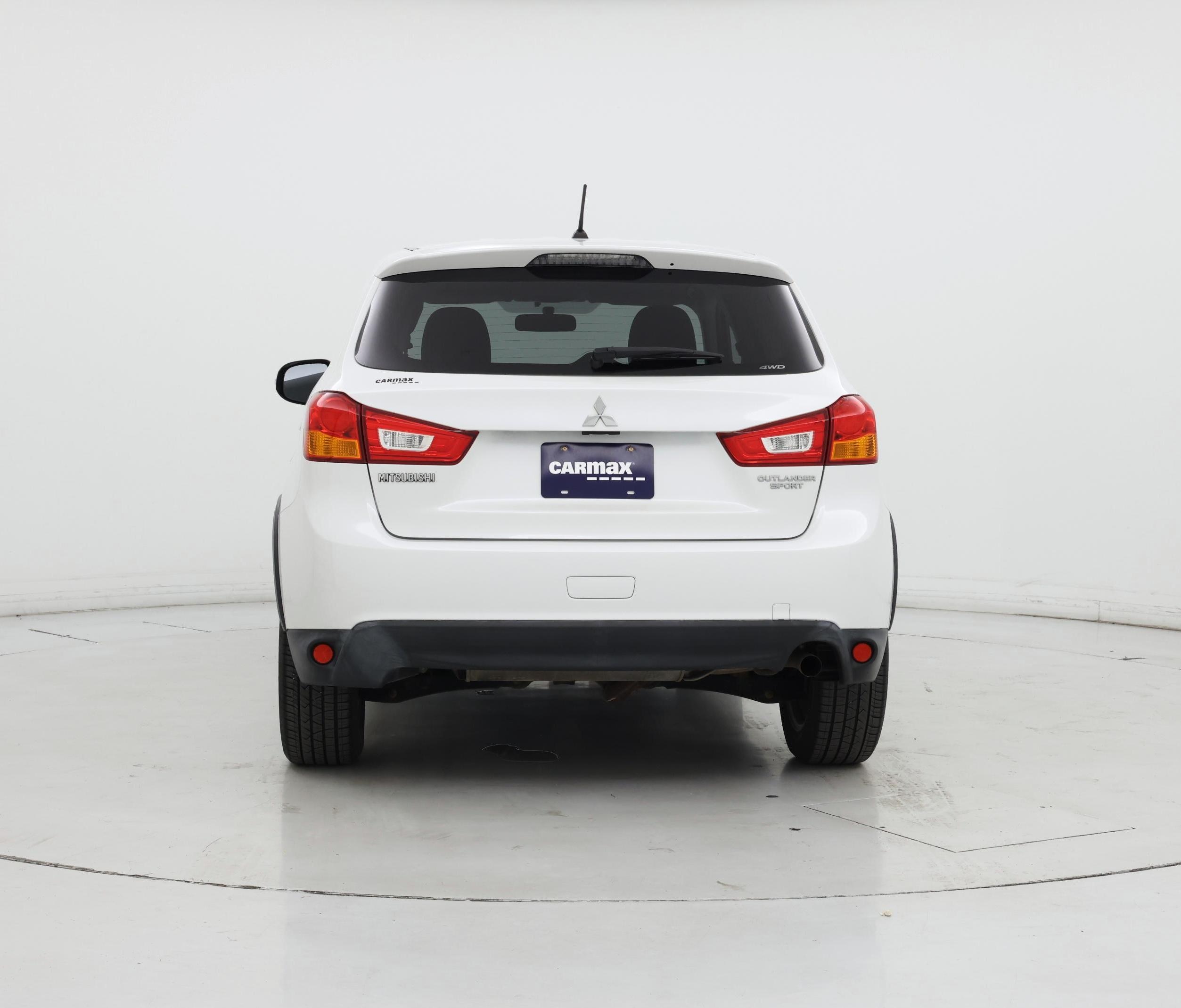 Thumbnail: 2016 Mitsubishi Outlander Sport - 6