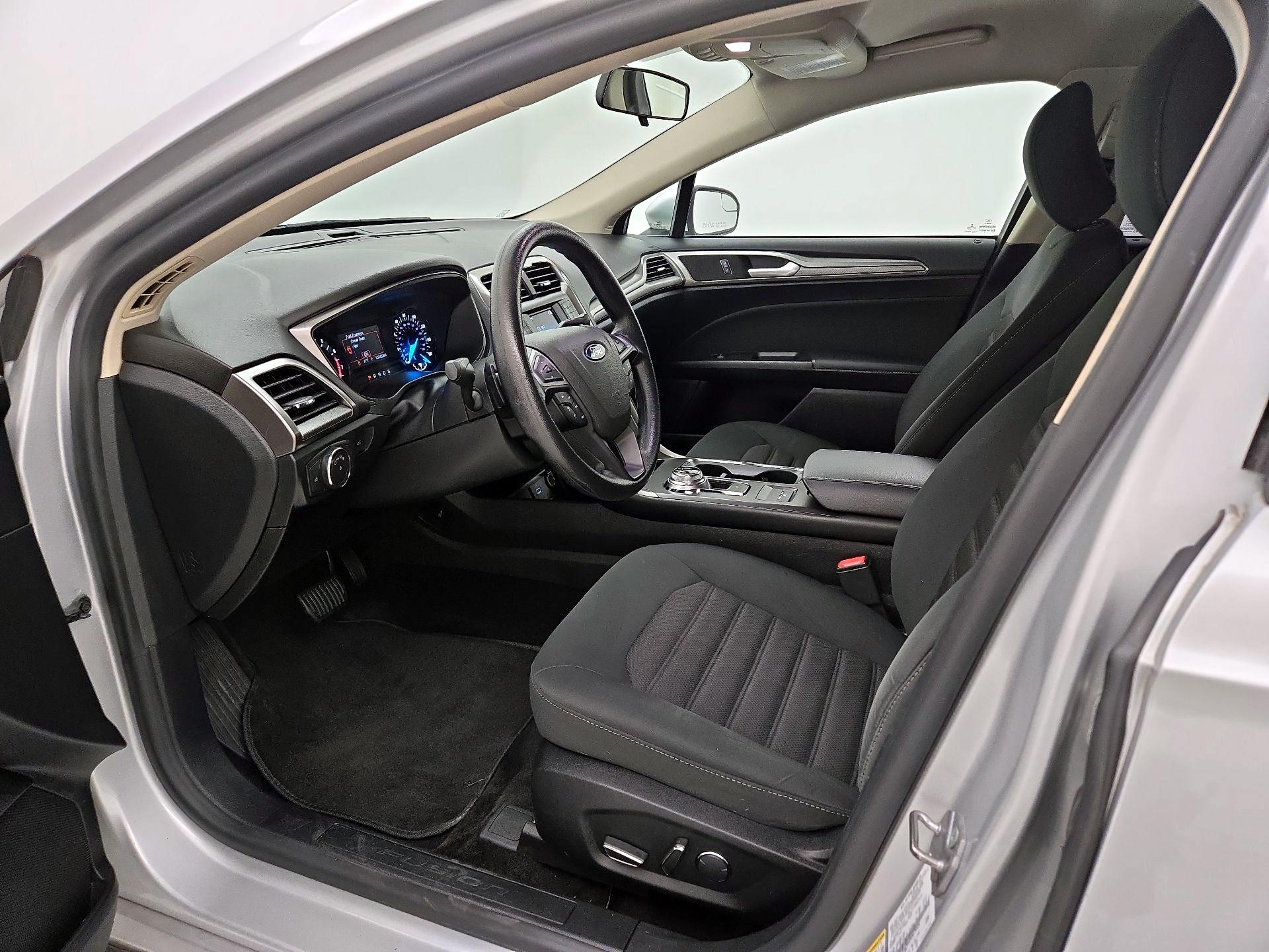 Thumbnail: 2018 Ford Fusion - 11