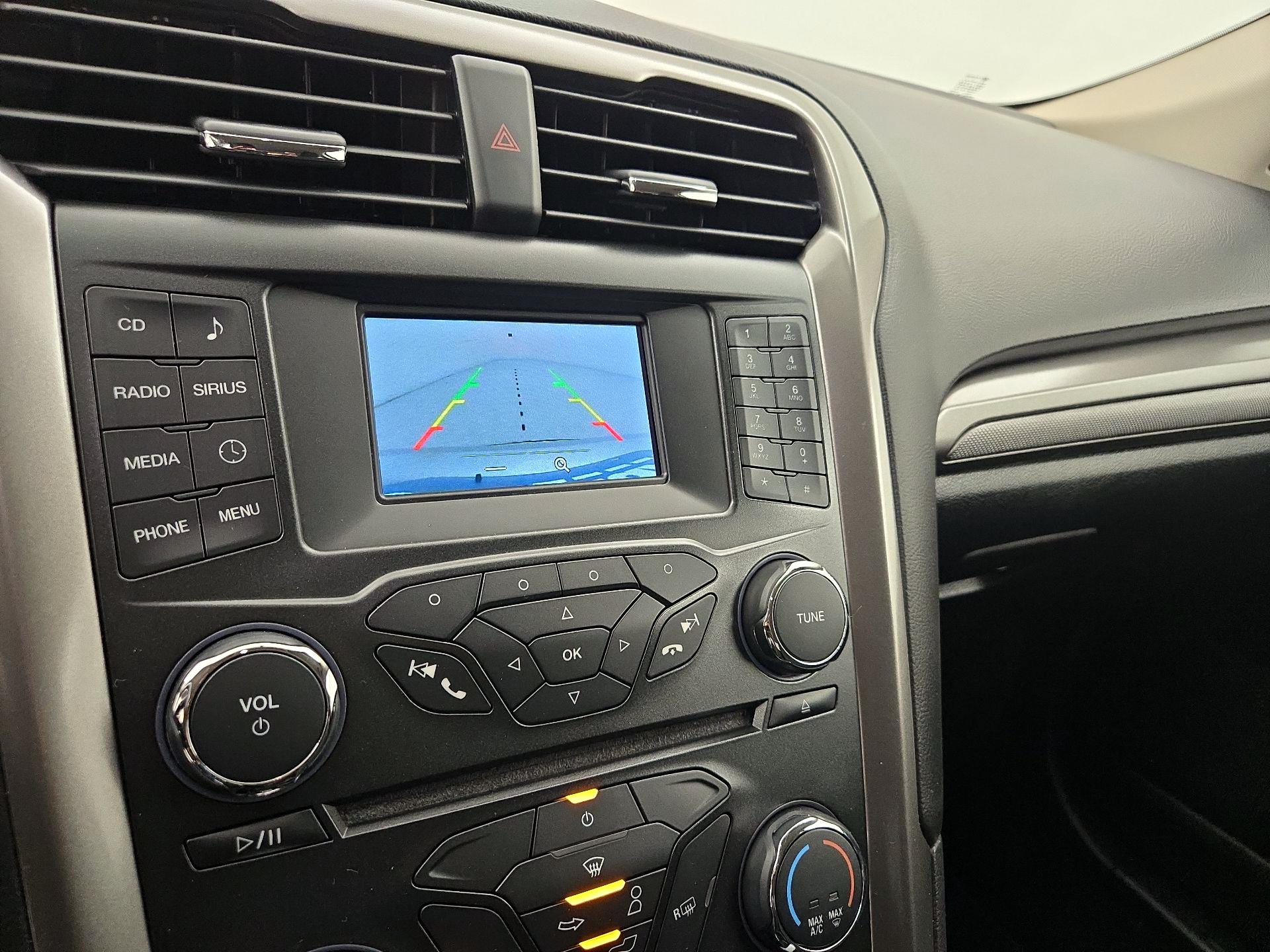 Thumbnail: 2018 Ford Fusion - 14