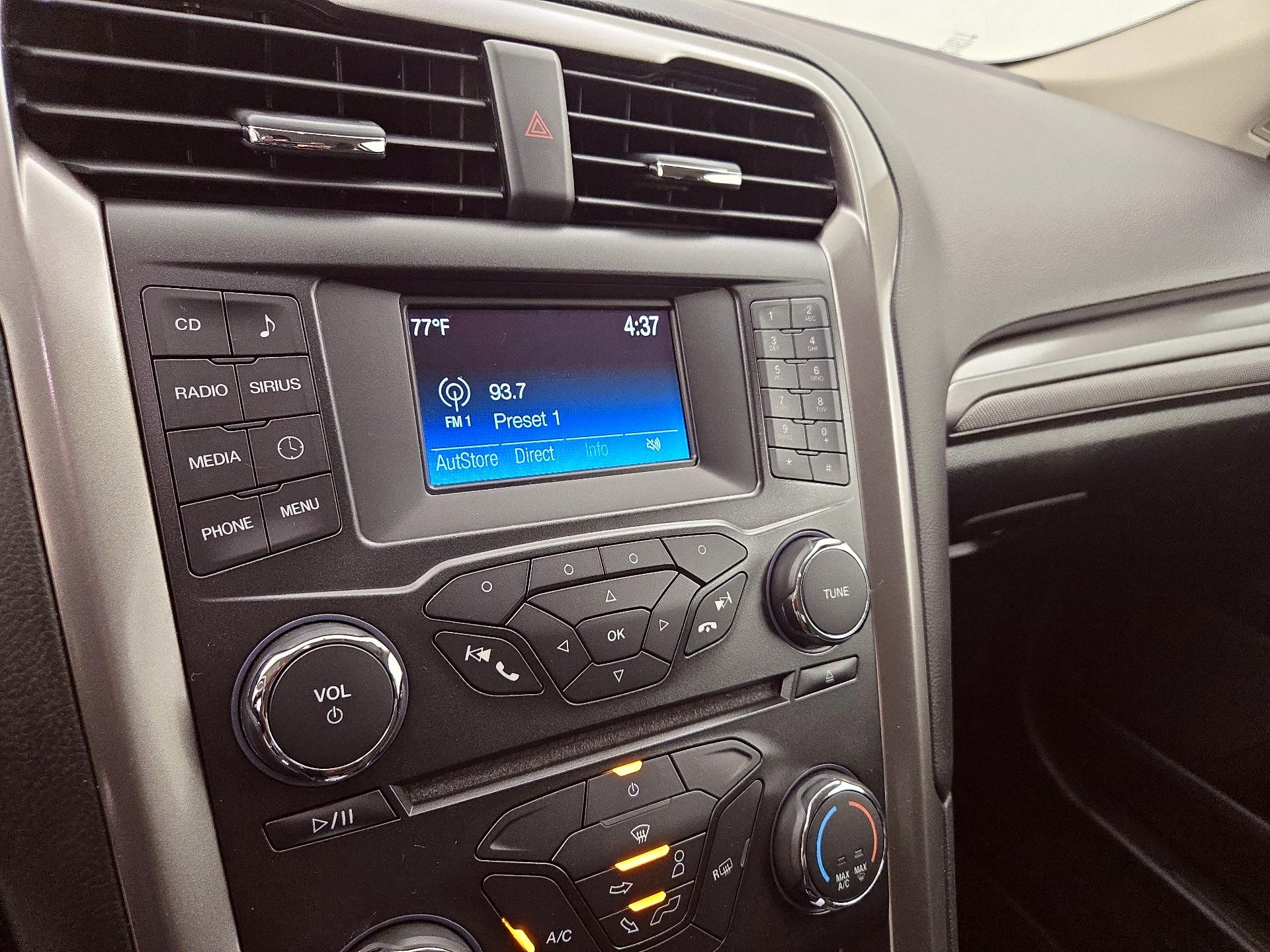 Thumbnail: 2018 Ford Fusion - 15