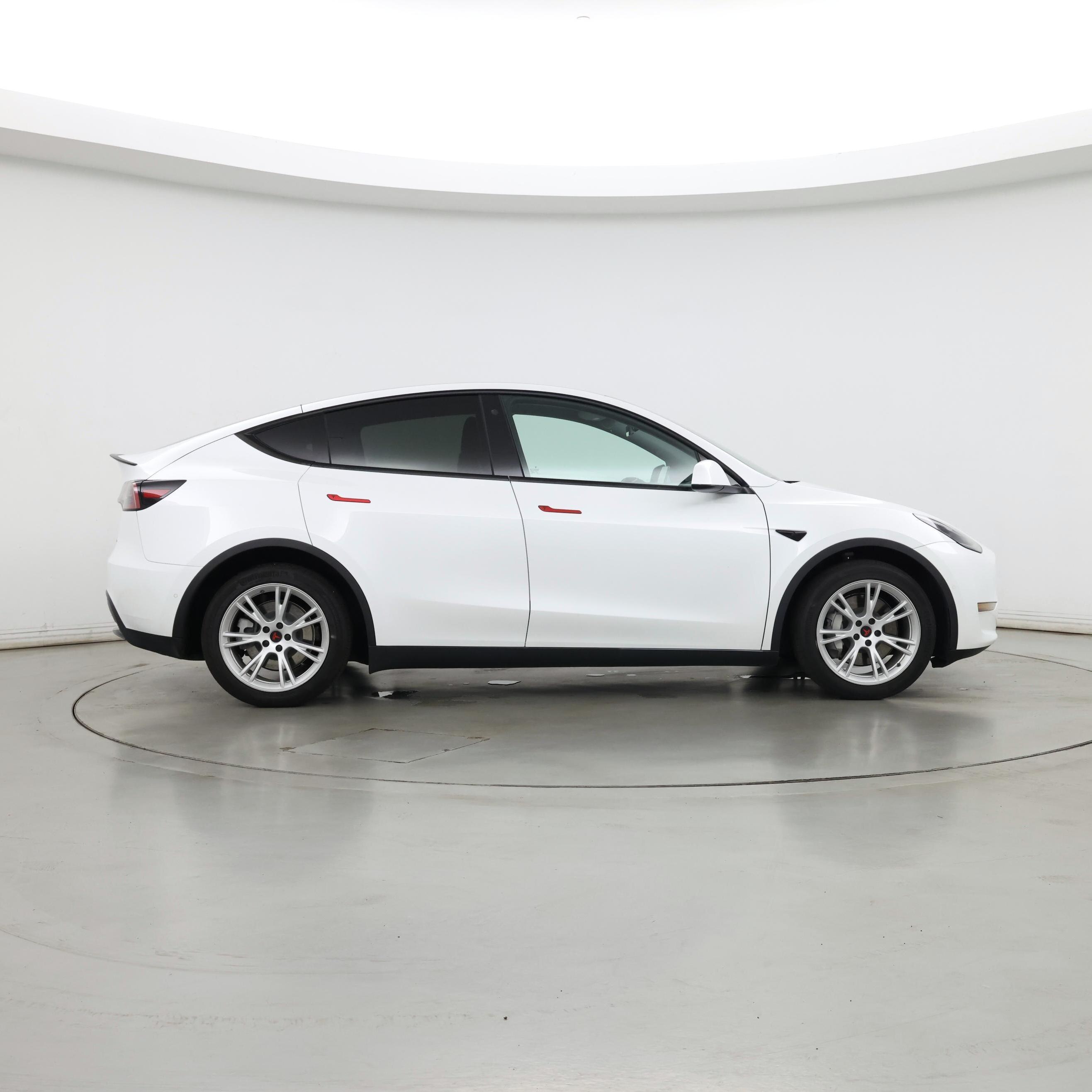 Thumbnail: 2022 Tesla Model Y - 7