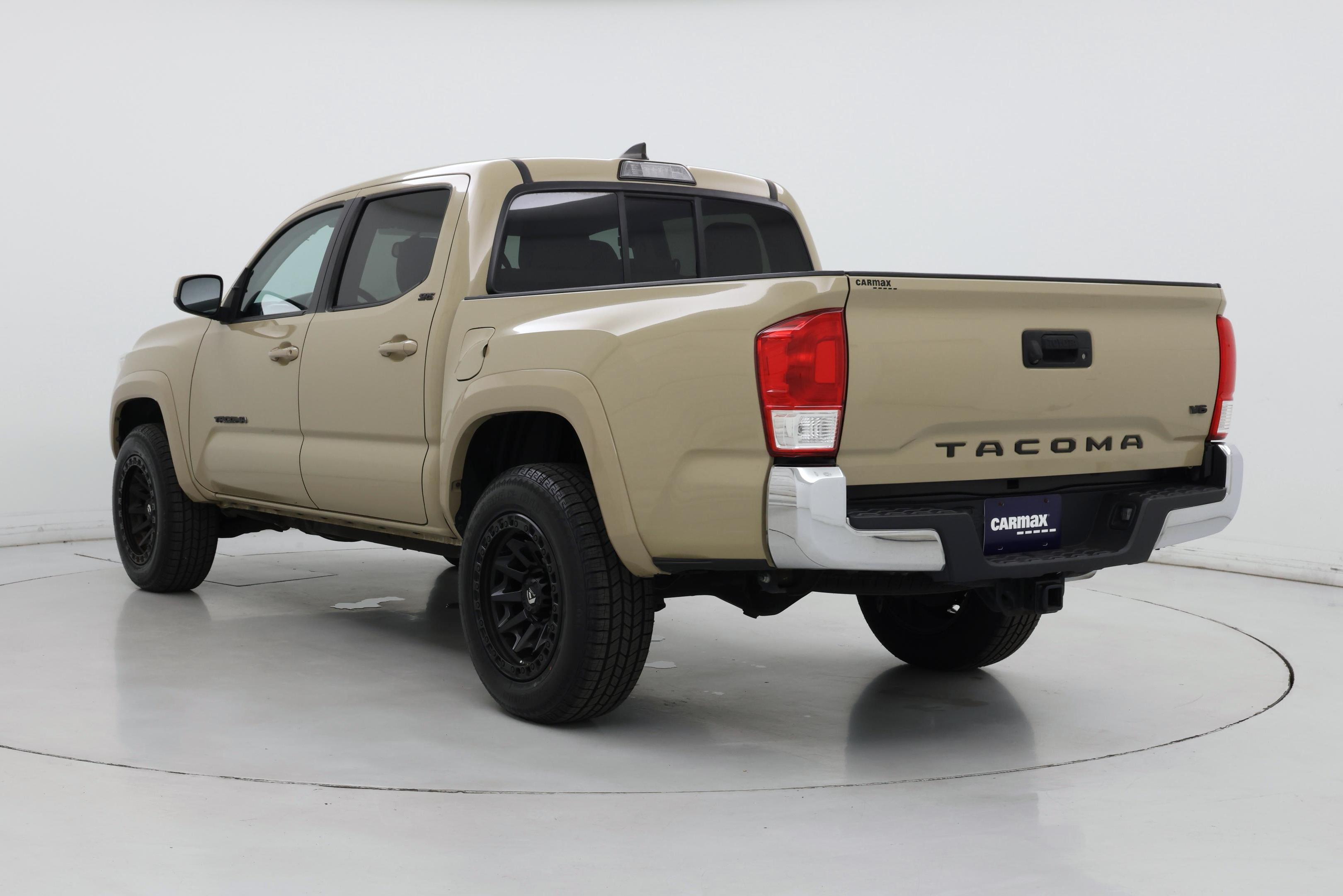 Thumbnail: 2017 Toyota Tacoma - 2