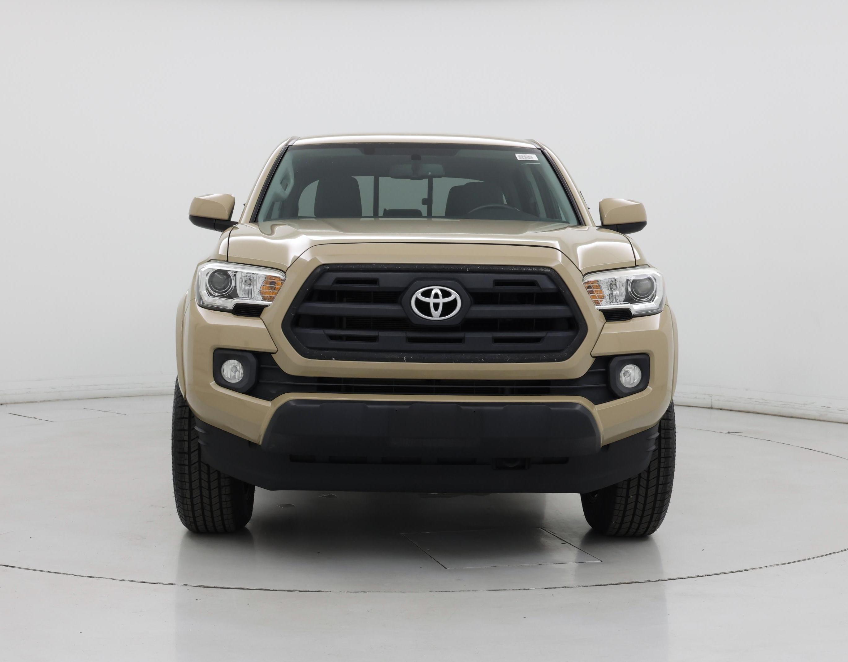 Thumbnail: 2017 Toyota Tacoma - 5