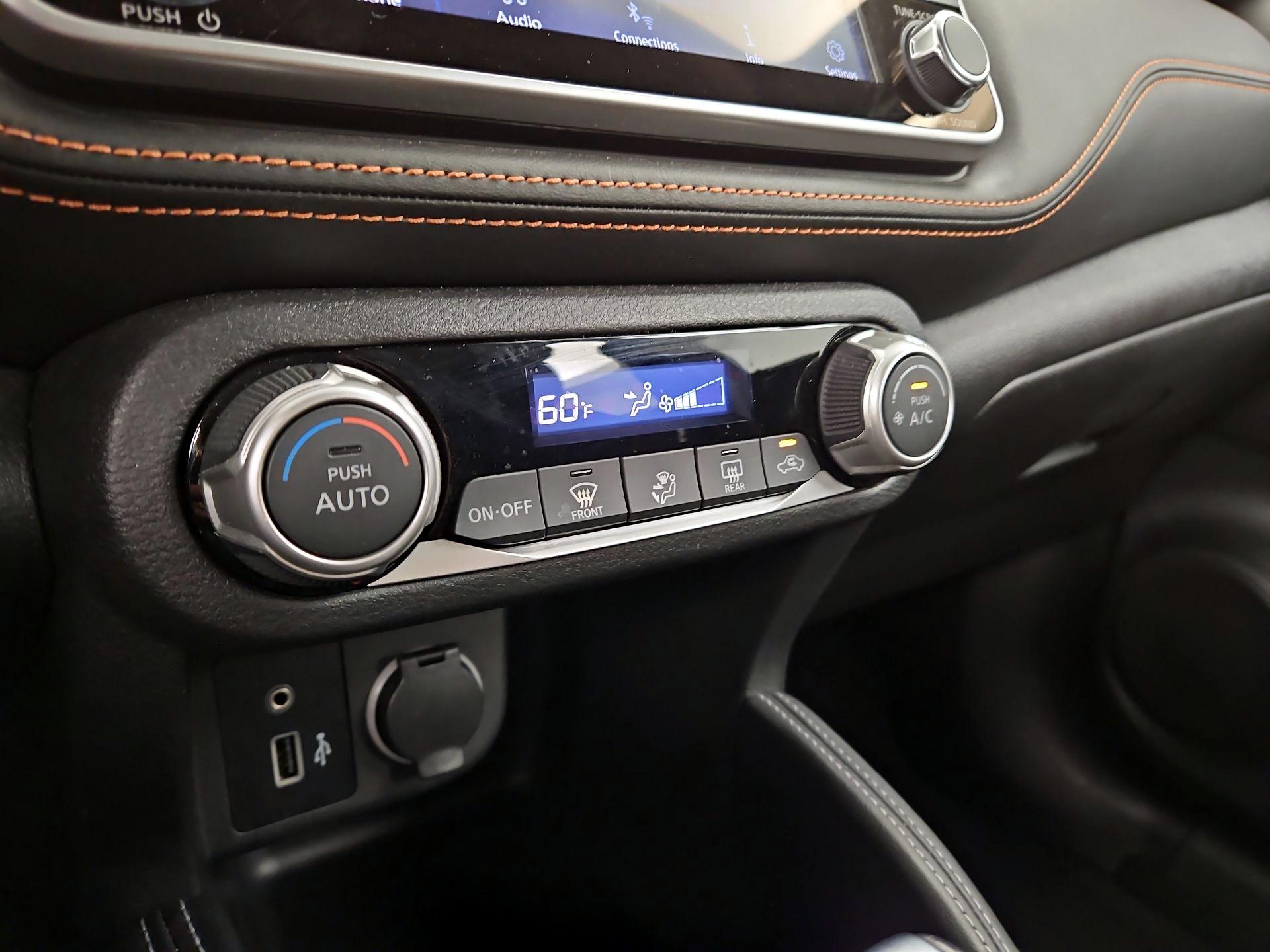 Thumbnail: 2020 Nissan Kicks - 15