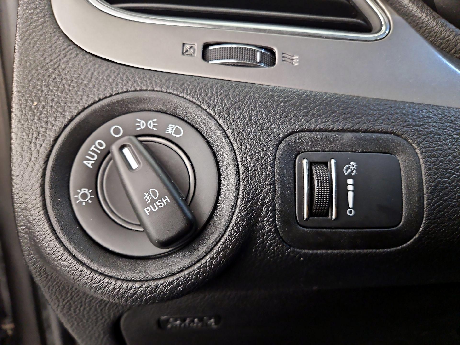 Thumbnail: 2020 Dodge Journey - 13