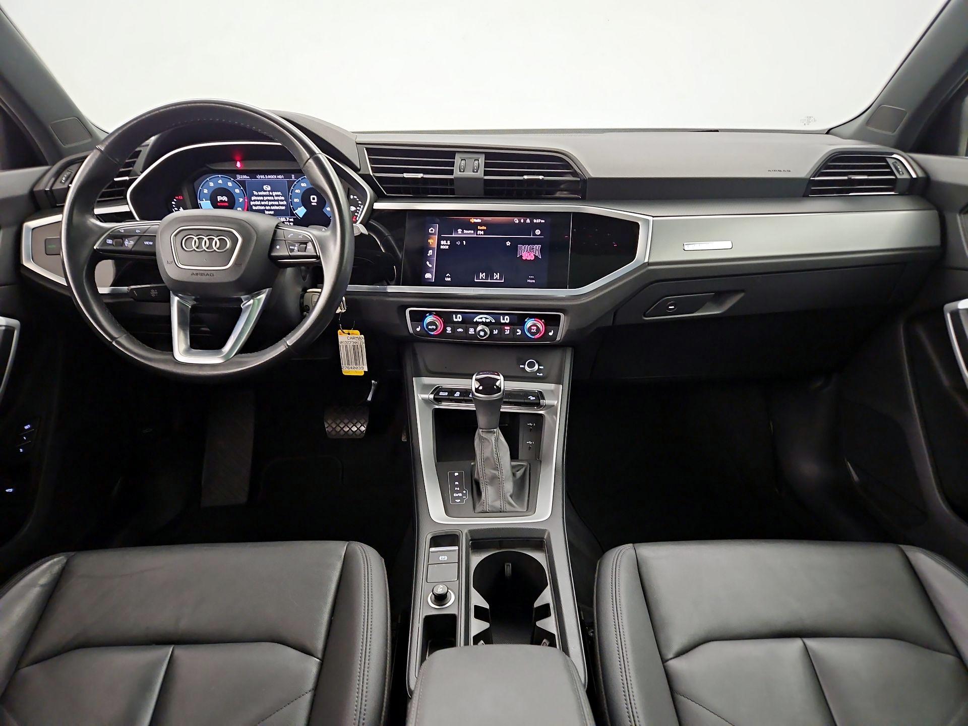 Thumbnail: 2022 Audi Q3 - 9