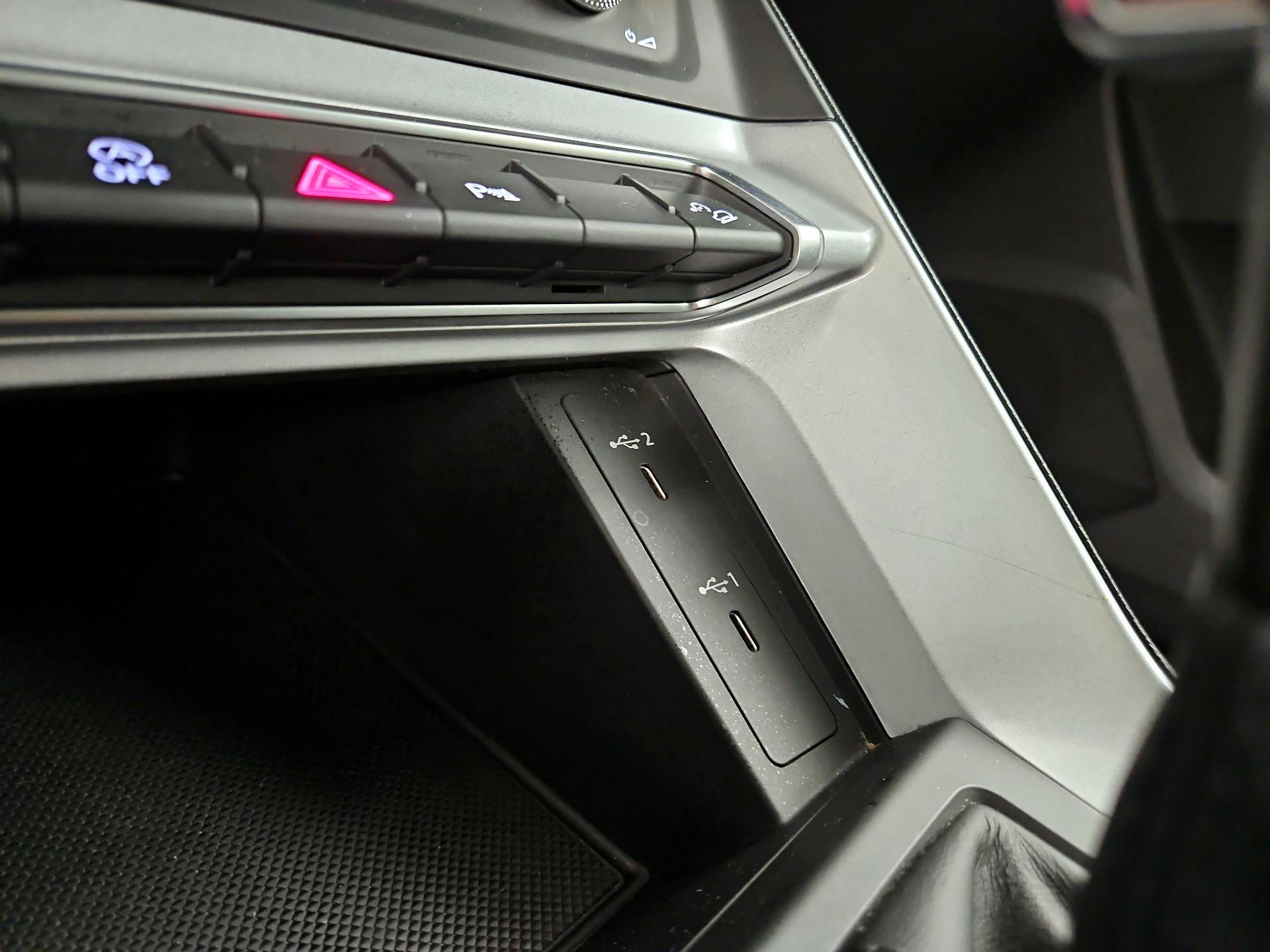 Thumbnail: 2022 Audi Q3 - 18