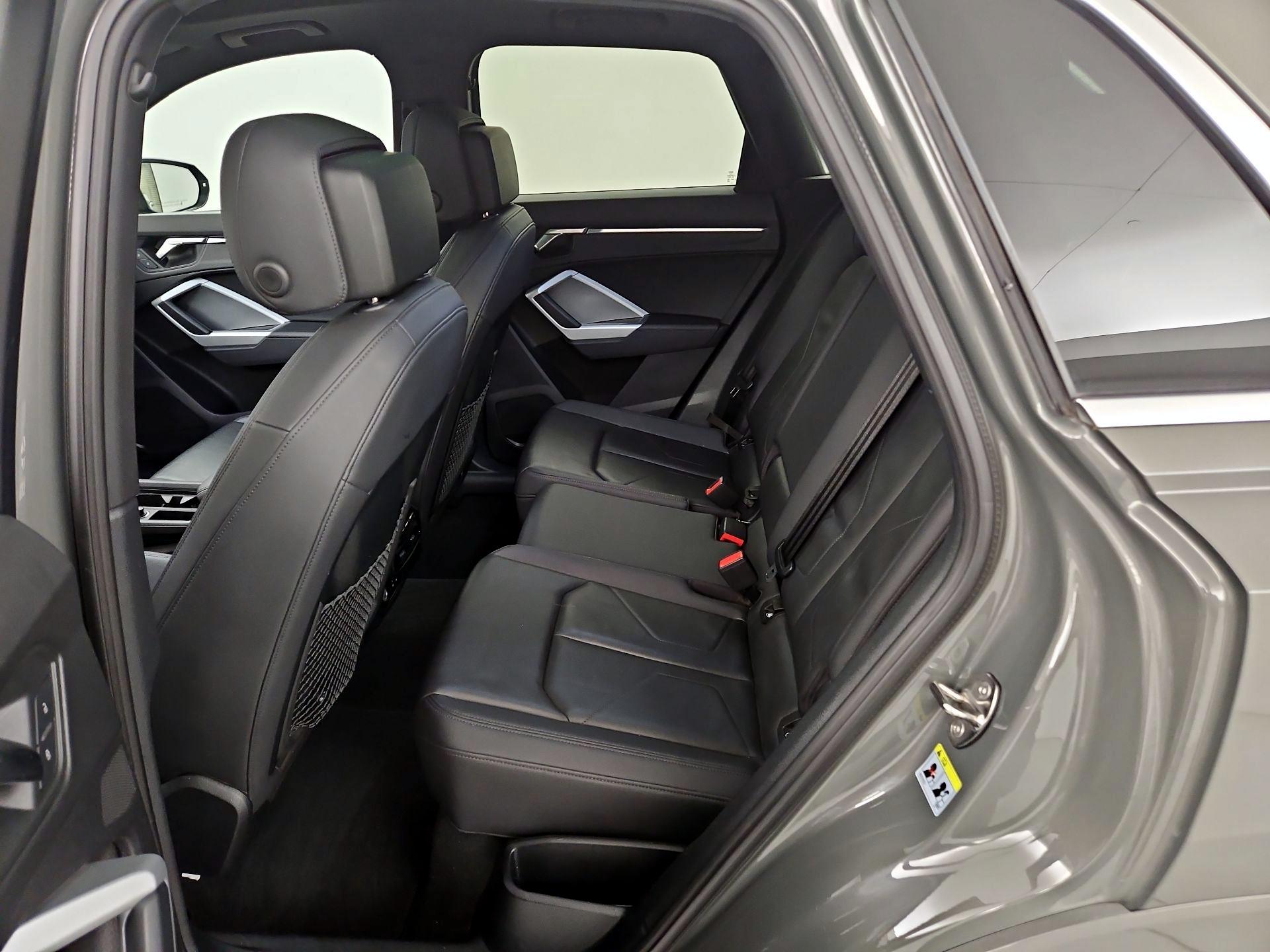 Thumbnail: 2022 Audi Q3 - 20