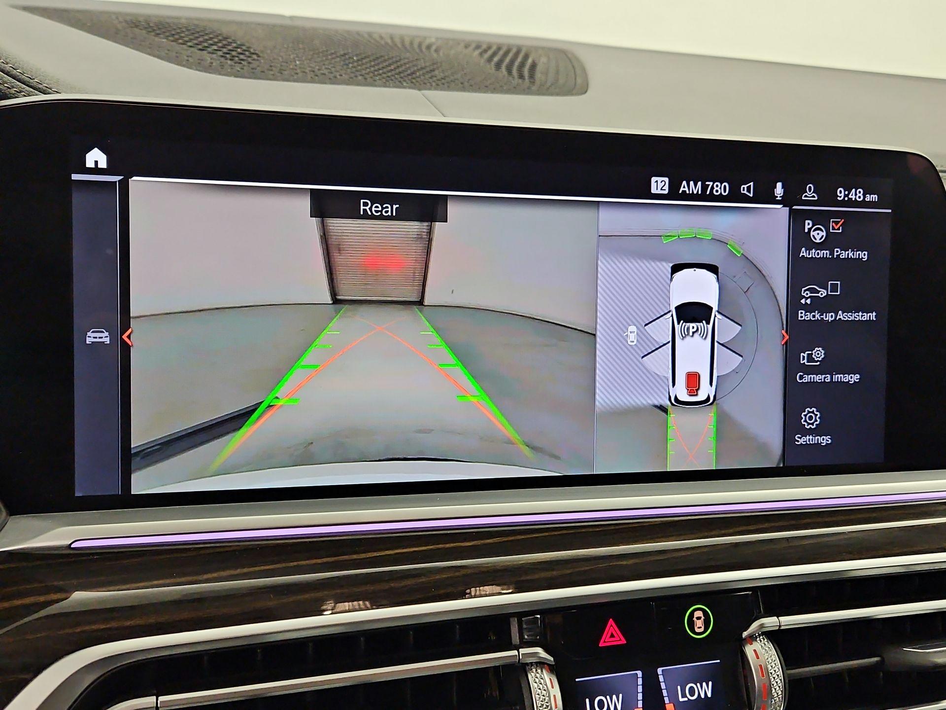 Thumbnail: 2020 BMW X7 - 15