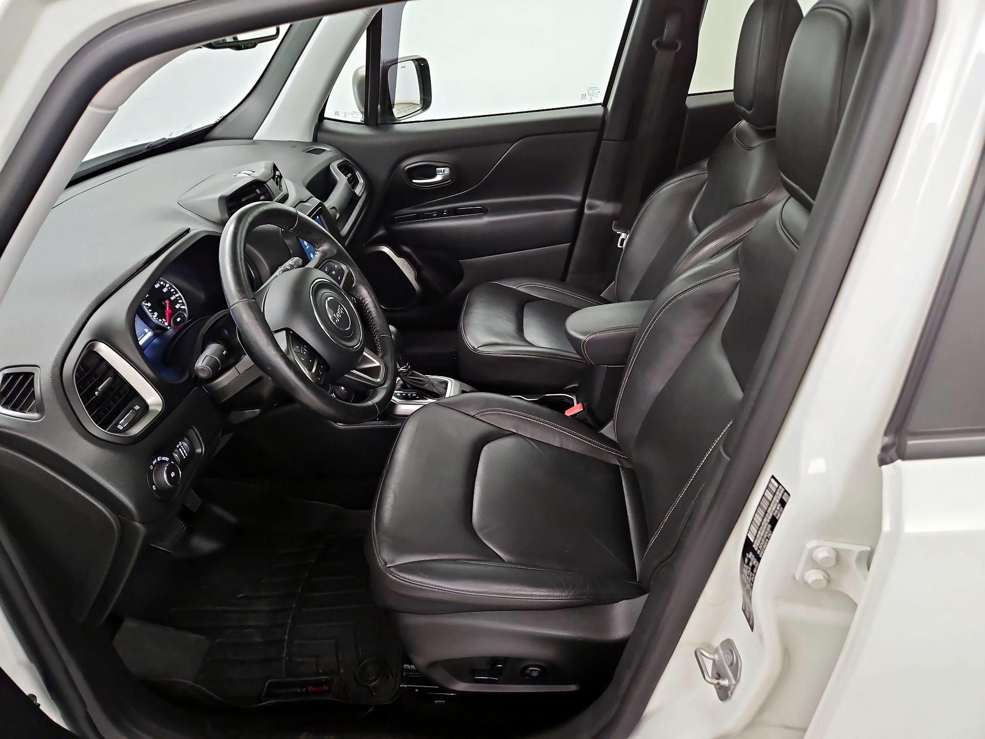 Thumbnail: 2019 Jeep Renegade - 11