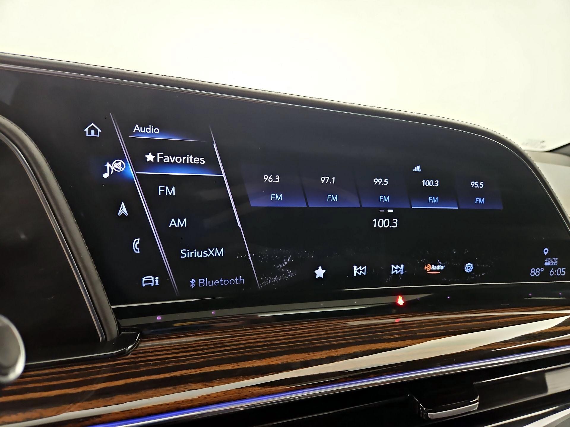 Thumbnail: 2021 Cadillac Escalade - 16