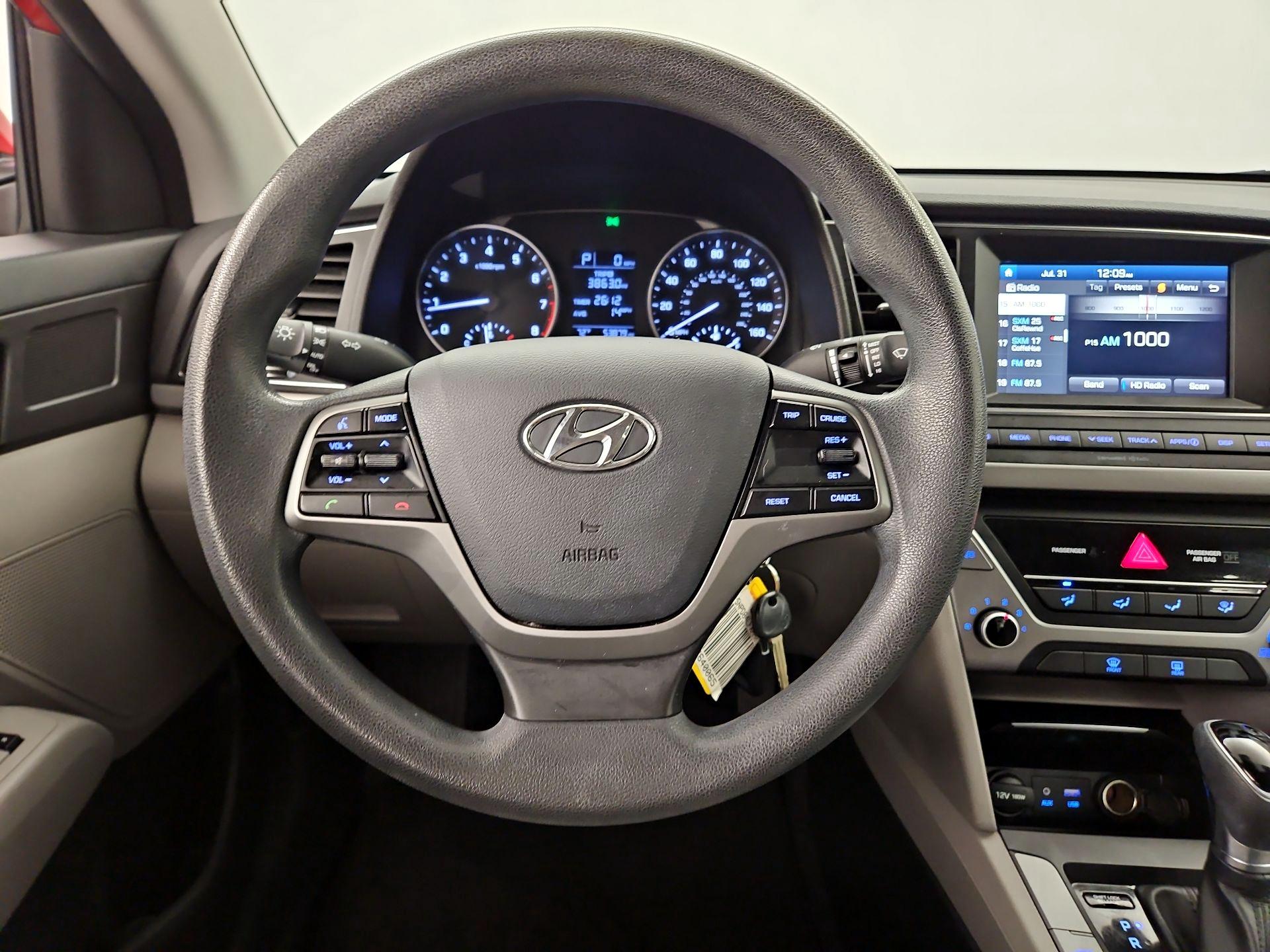 Thumbnail: 2017 Hyundai Elantra - 10