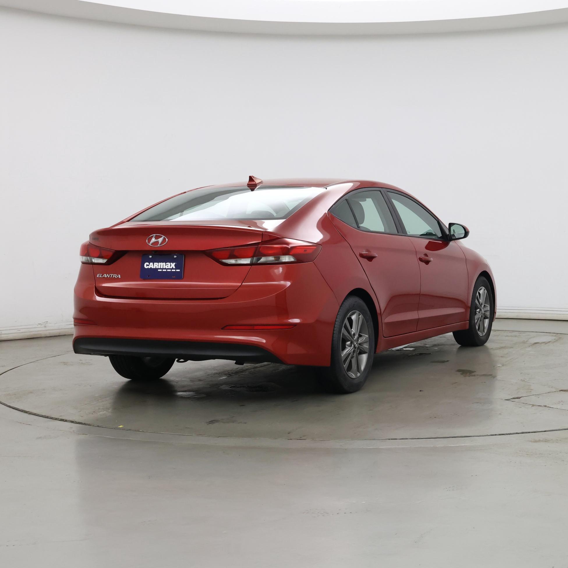 Thumbnail: 2017 Hyundai Elantra - 8