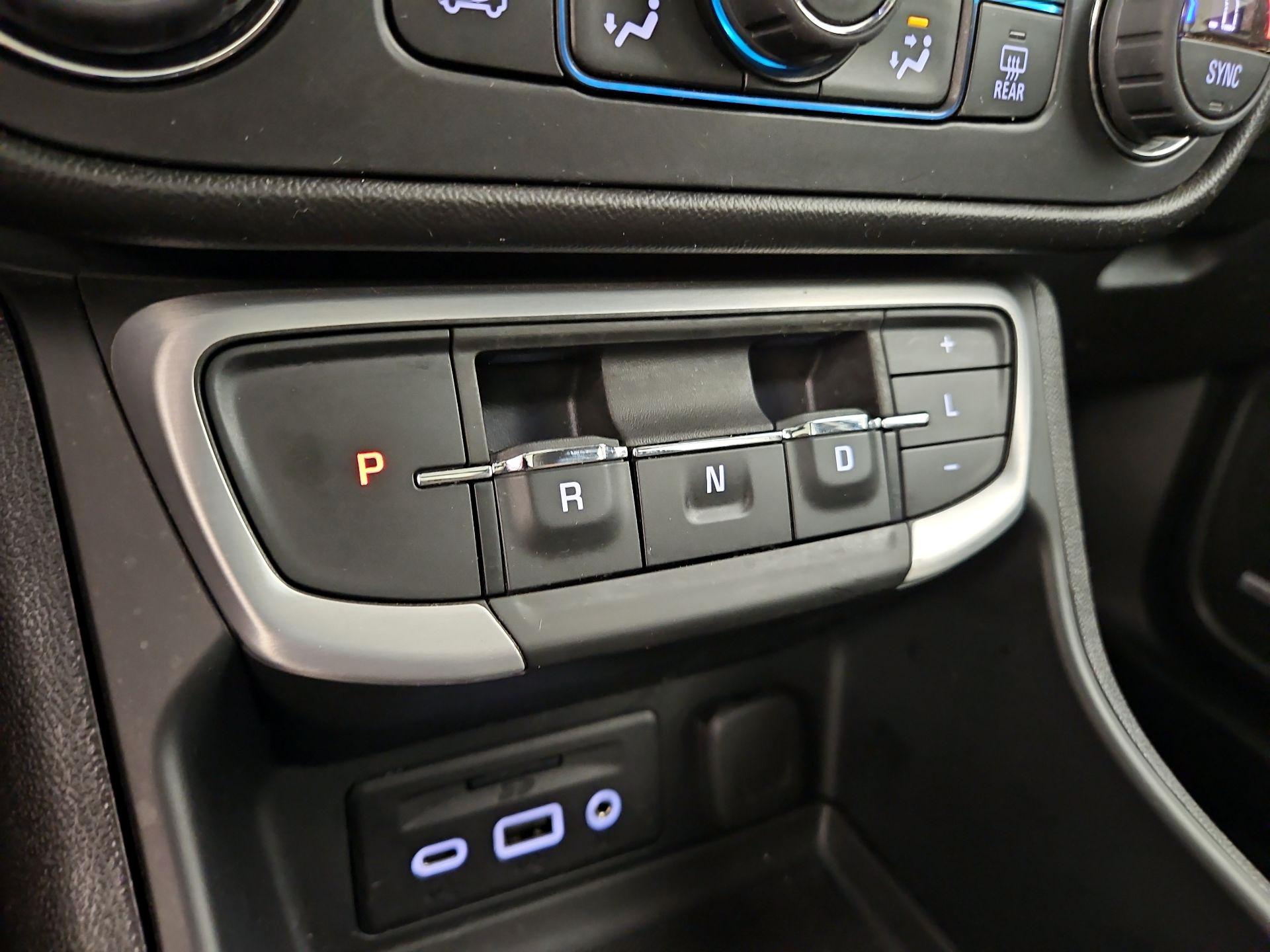 Thumbnail: 2022 GMC Terrain - 18