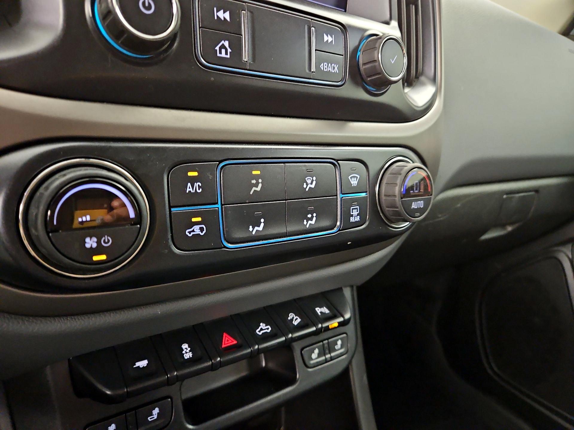 Thumbnail: 2019 Chevrolet Colorado - 17