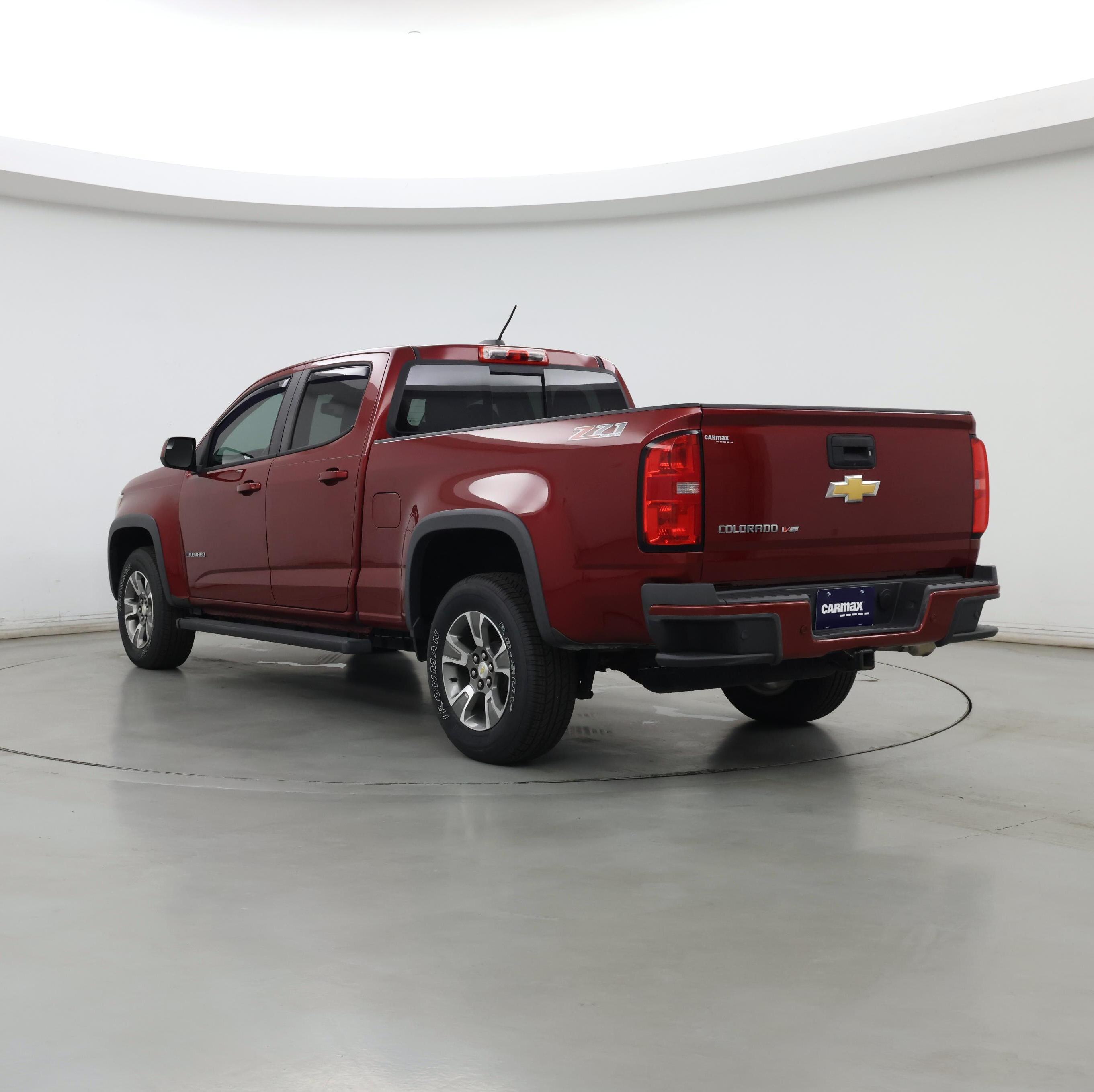 Thumbnail: 2019 Chevrolet Colorado - 2