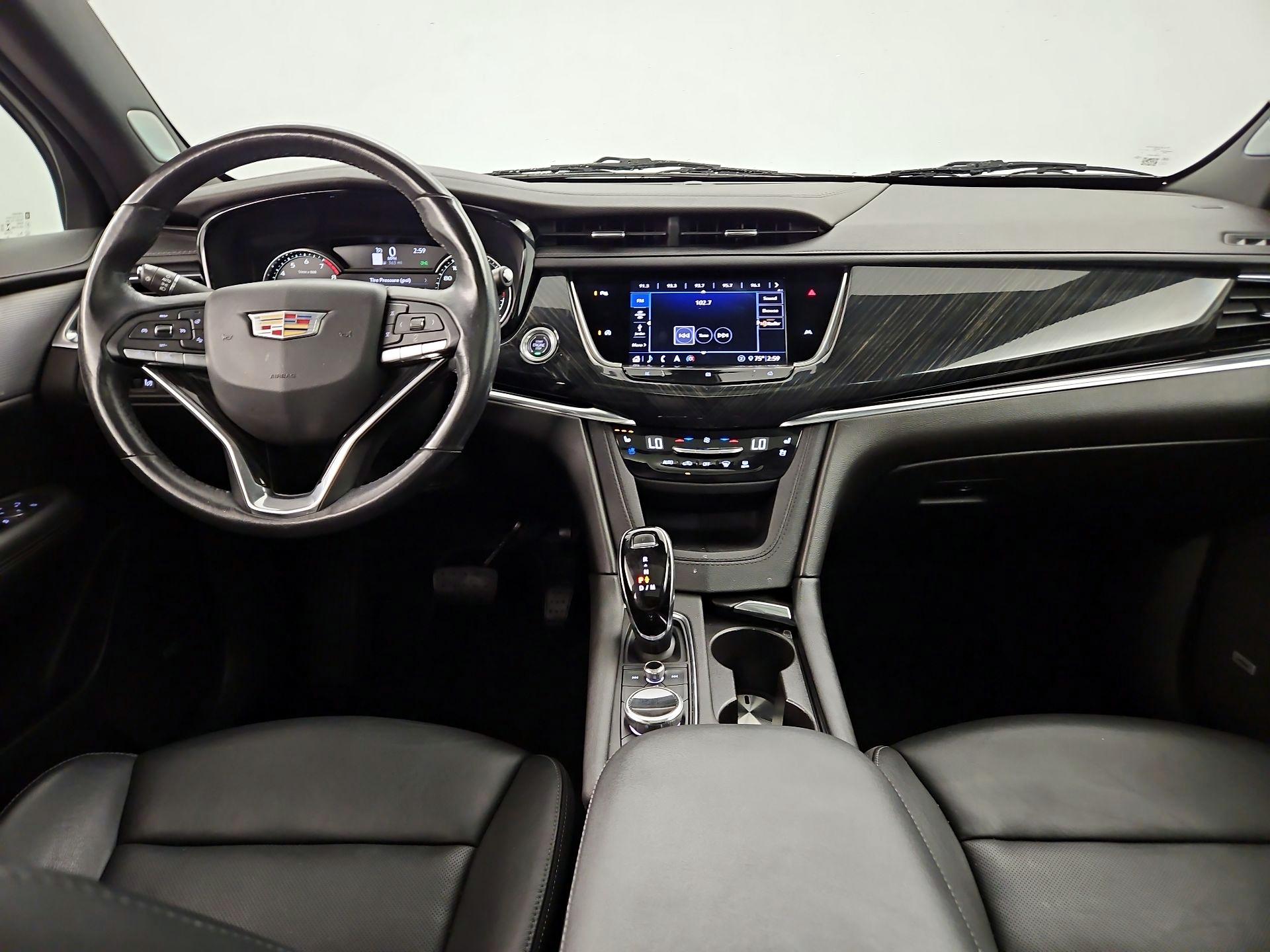Thumbnail: 2020 Cadillac XT6 - 9