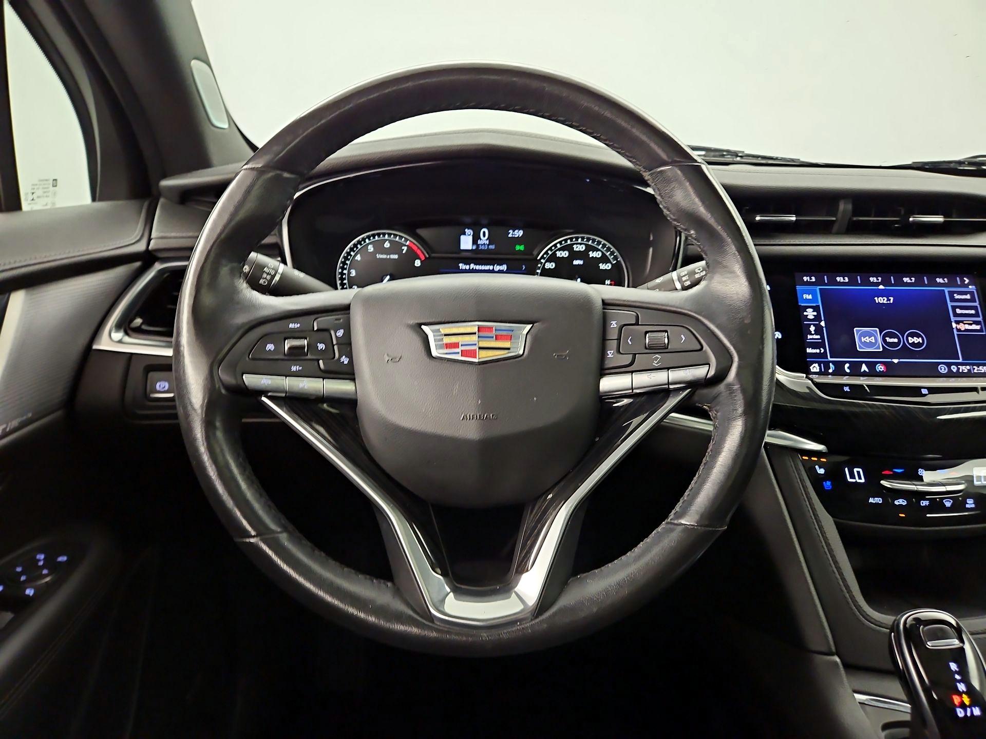 Thumbnail: 2020 Cadillac XT6 - 10