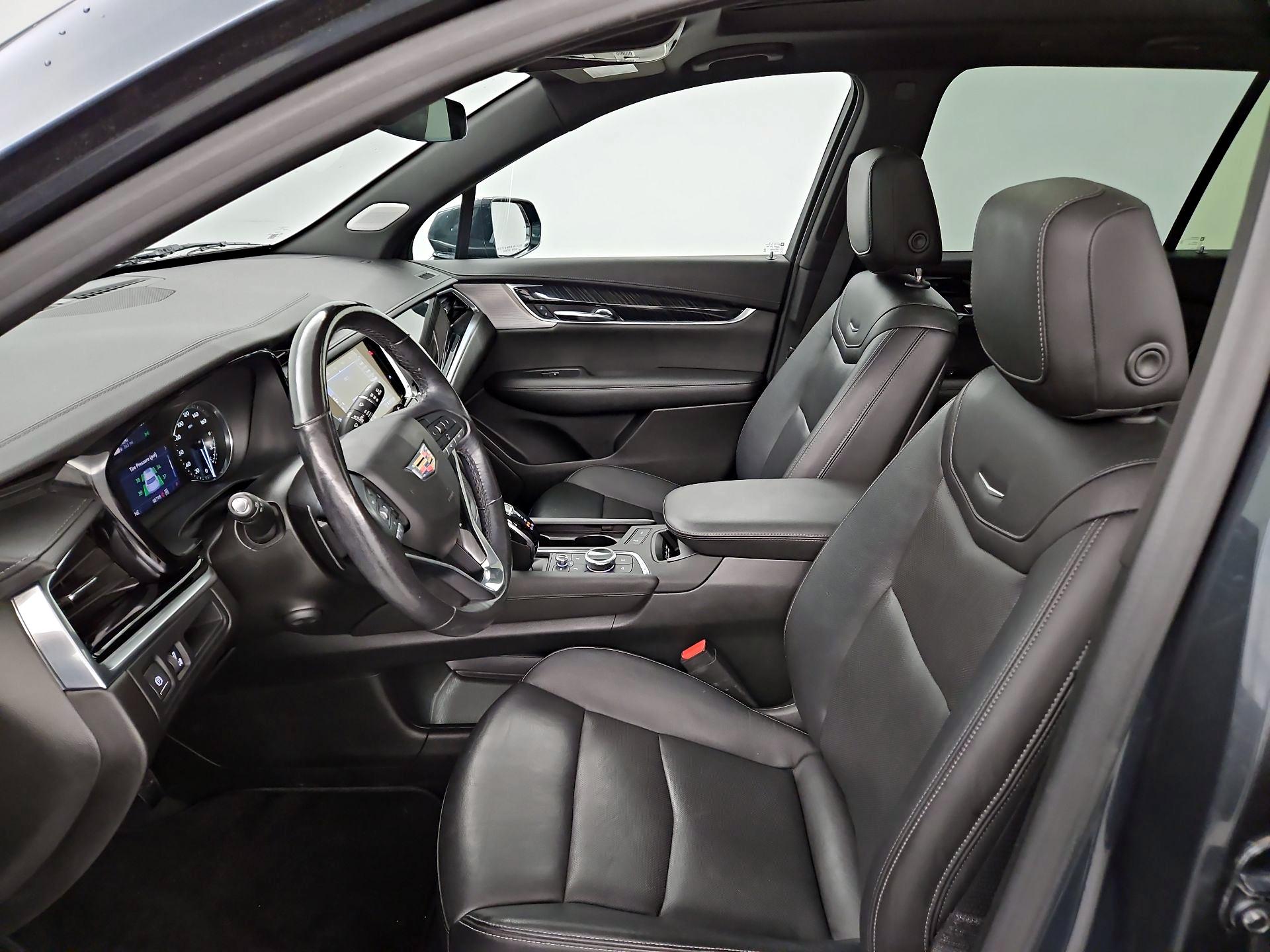 Thumbnail: 2020 Cadillac XT6 - 11
