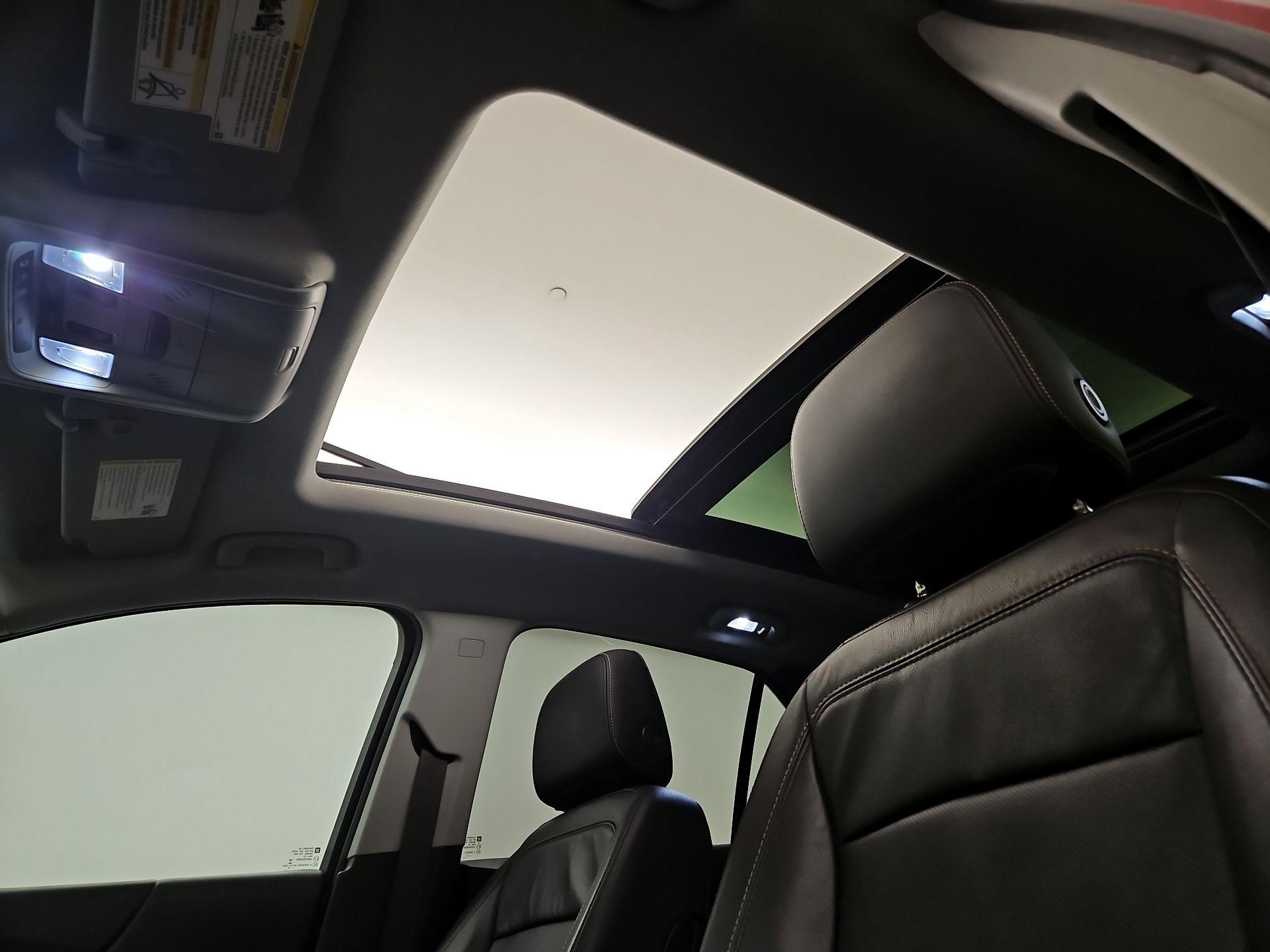 Thumbnail: 2018 Chevrolet Equinox - 19