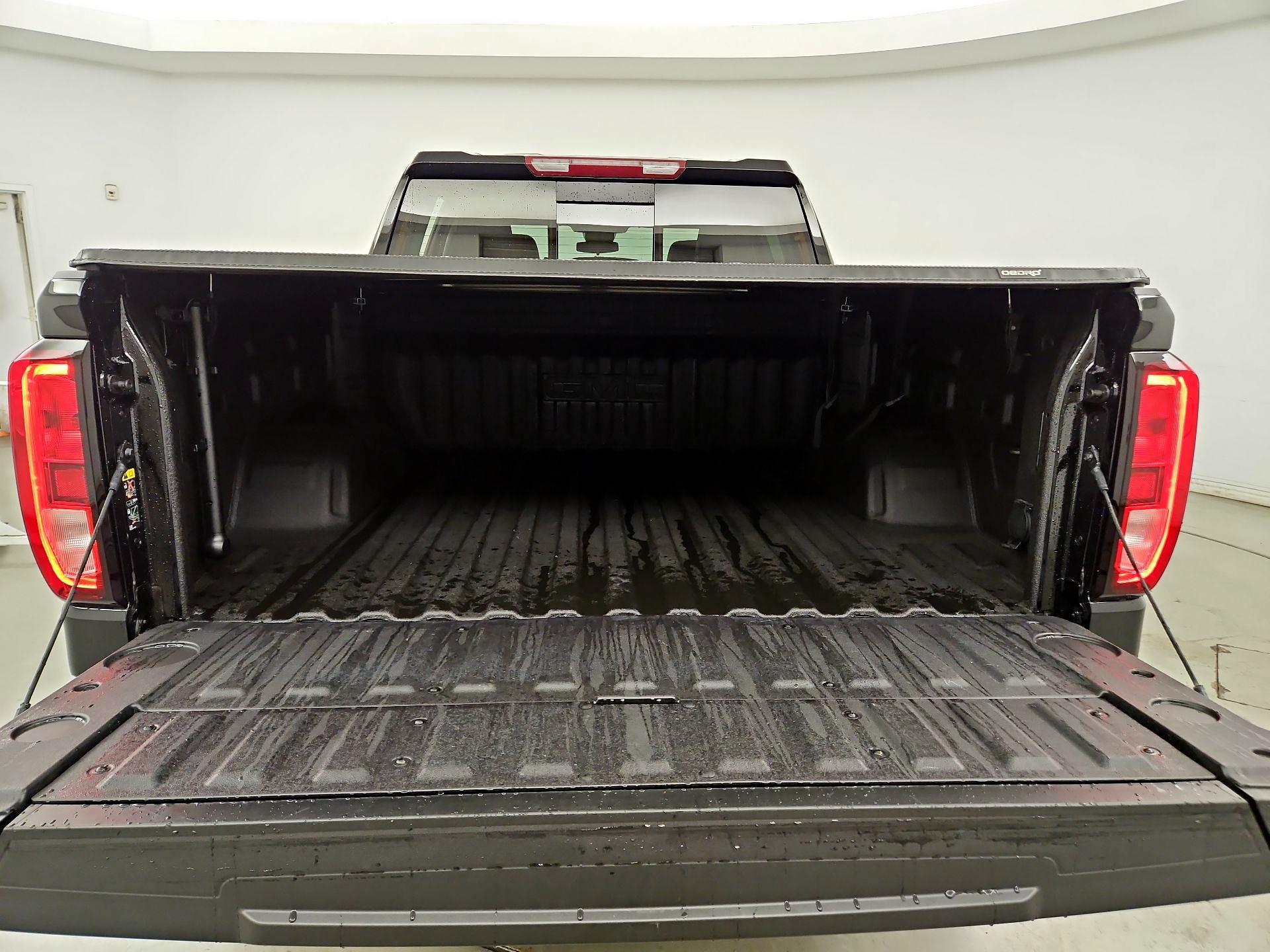 Thumbnail: 2023 GMC Sierra 1500 - 20