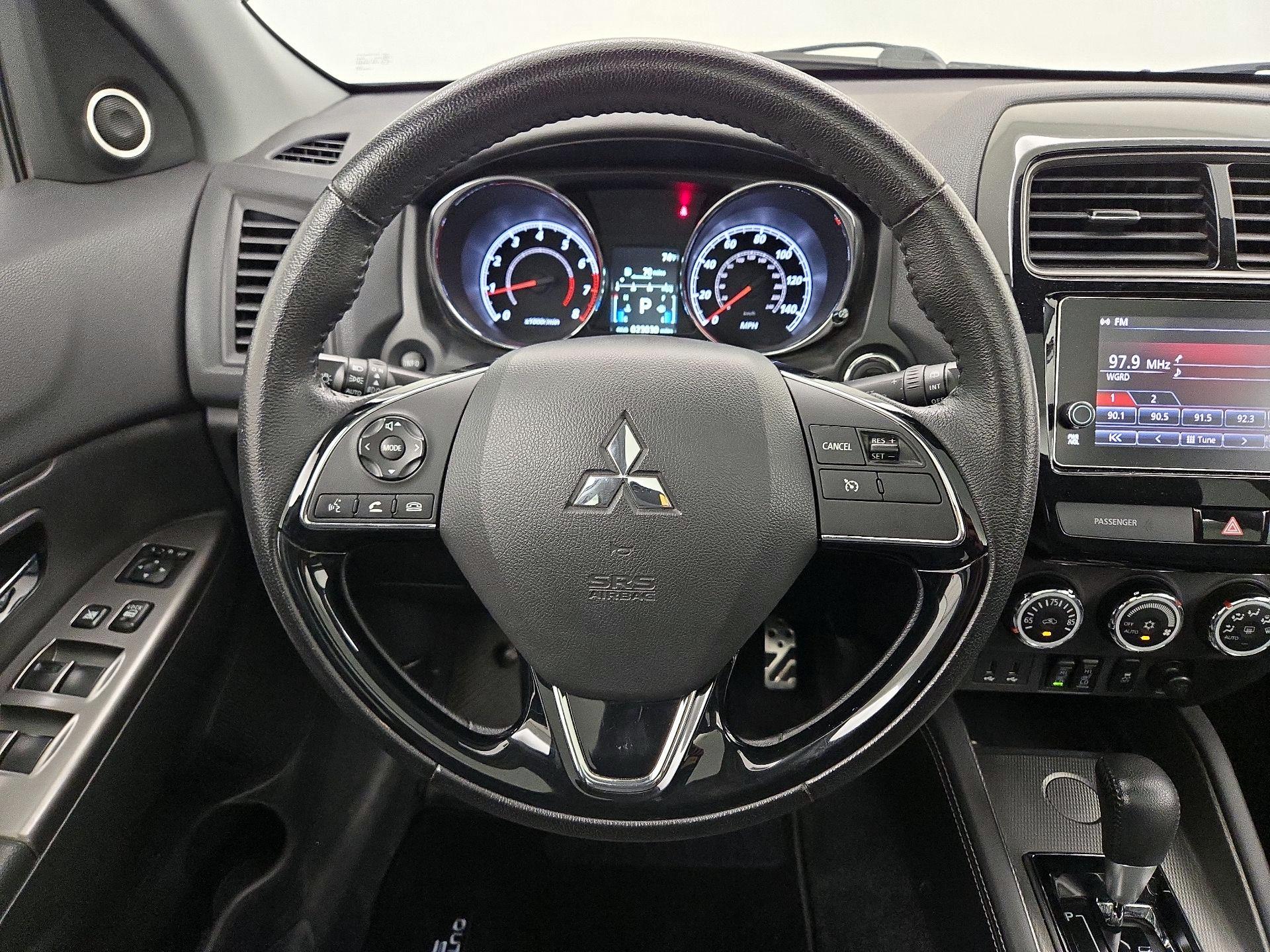 Thumbnail: 2018 Mitsubishi Outlander Sport - 10