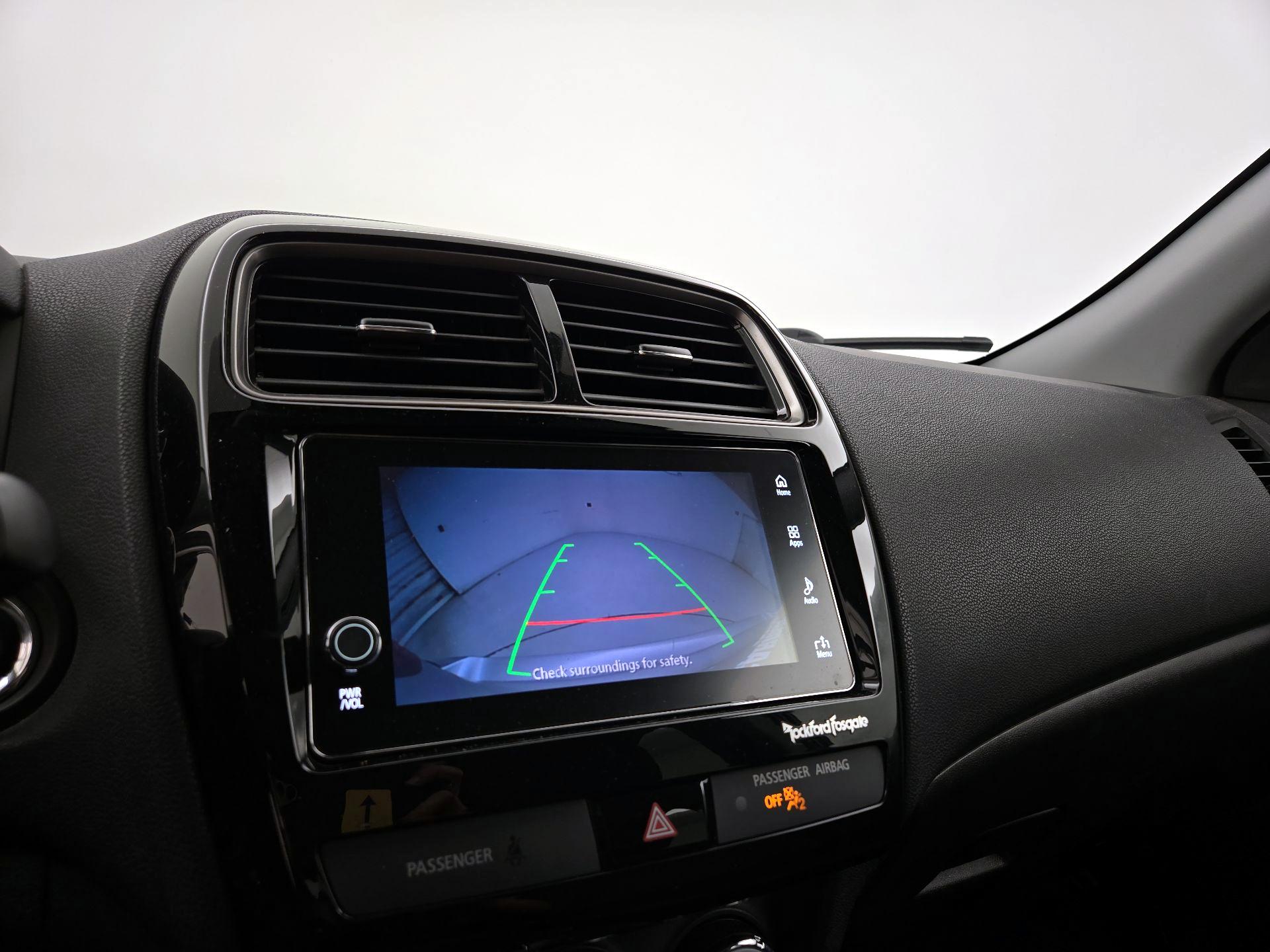 Thumbnail: 2018 Mitsubishi Outlander Sport - 14