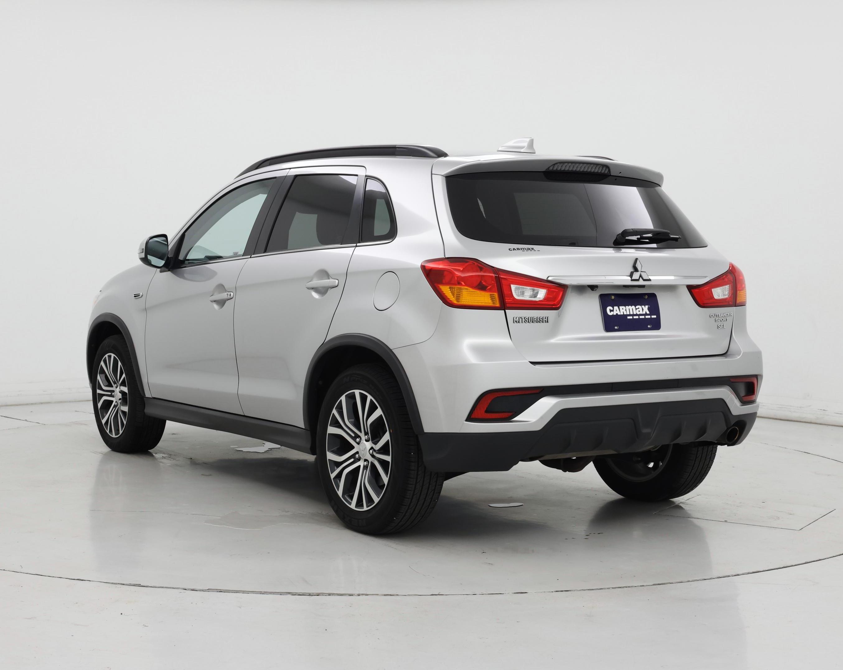 Thumbnail: 2018 Mitsubishi Outlander Sport - 2
